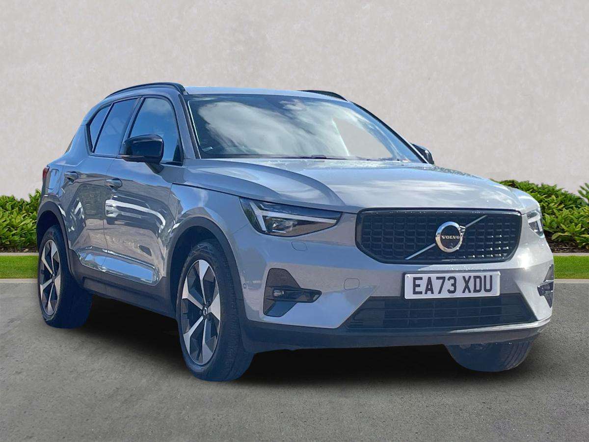 VOLVO XC40 ESTATE 2.0 B3P Ultimate Dark 5Dr Auto