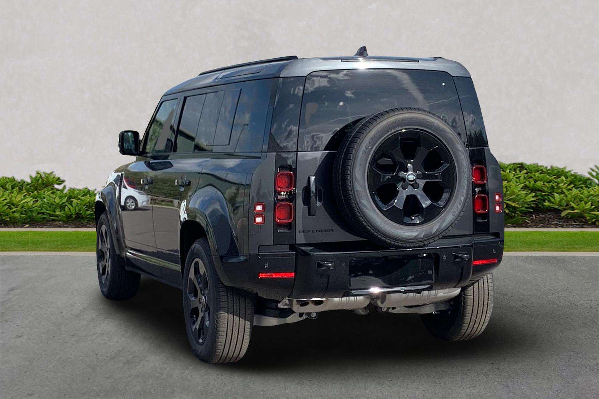 New In Stock LAND ROVER DEFENDER 3.0 D250 X-Dynamic Se 110 5Dr Auto ...