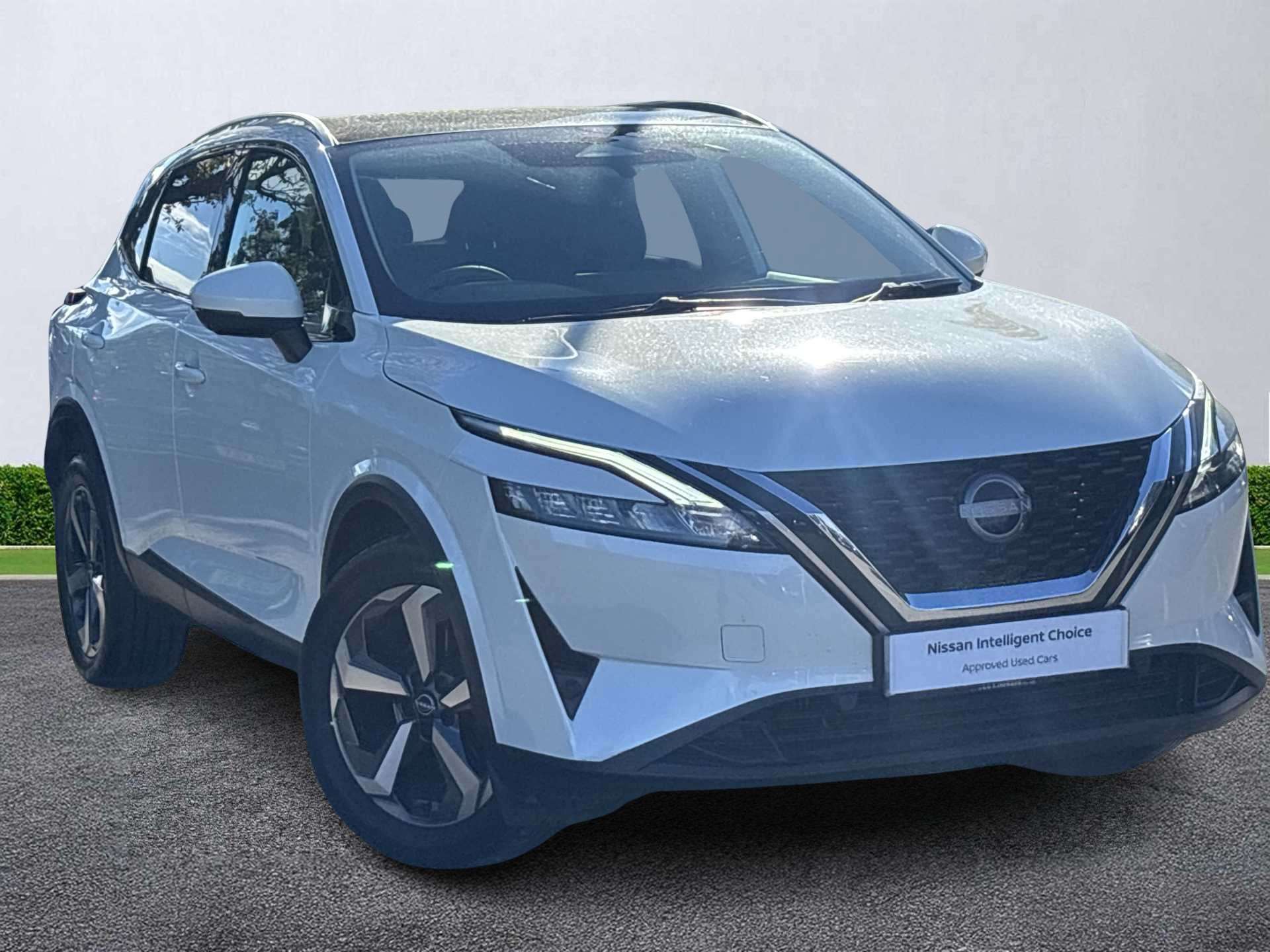 NISSAN QASHQAI HATCHBACK 1.3 Dig-T Mh N-Connecta 5Dr