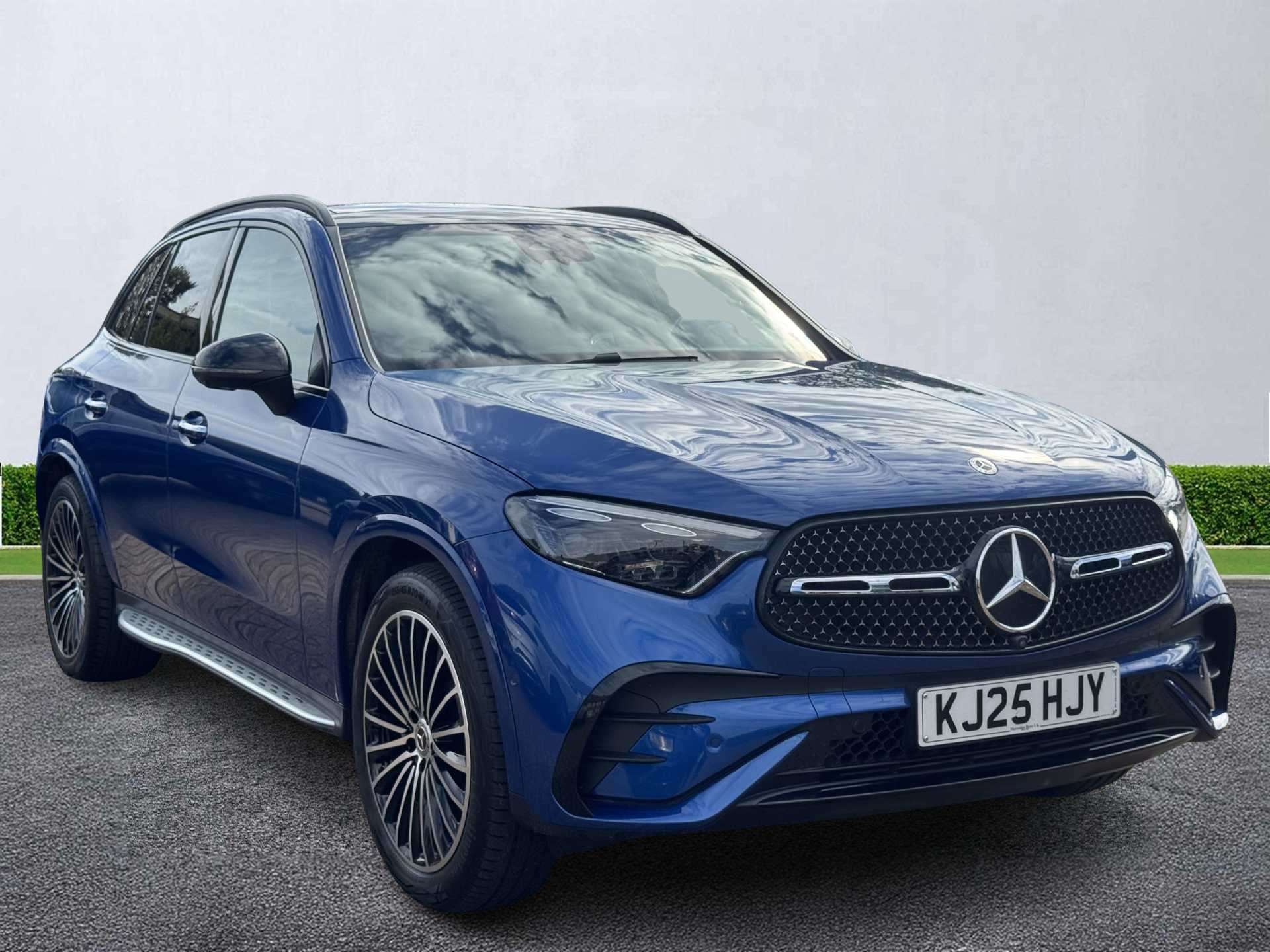 MERCEDES-BENZ GLC DIESEL ESTATE Glc 300D 4Matic Amg Line Premium + 5Dr 9G-Tronic