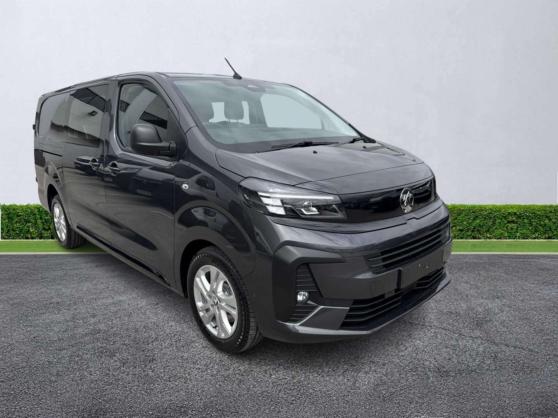 VAUXHALL VIVARO XL DIESEL 2.2 Turbo D 150 Pro H1 Double Cab Auto