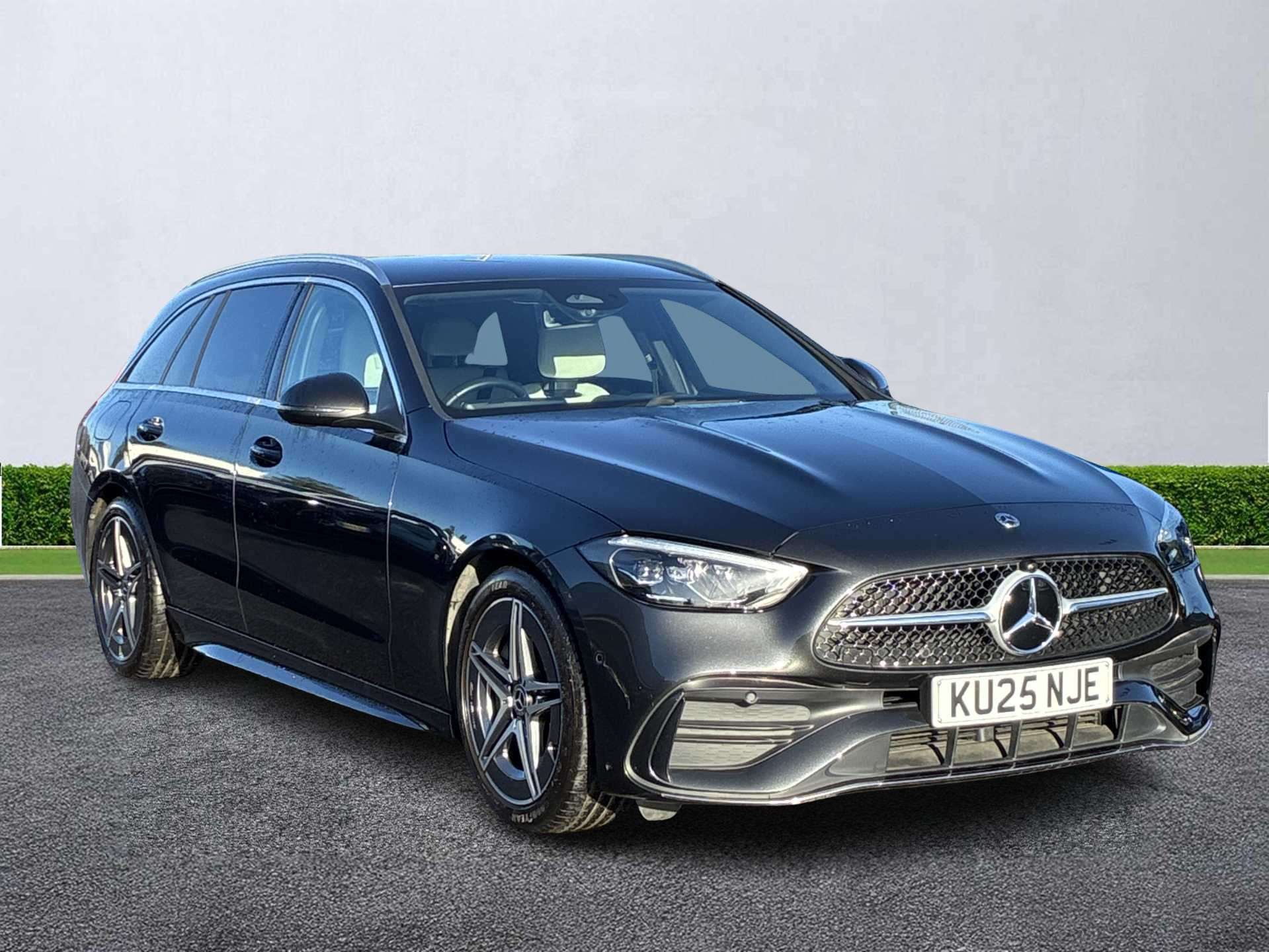 MERCEDES-BENZ C CLASS ESTATE C200 Amg Line 5Dr 9G-Tronic