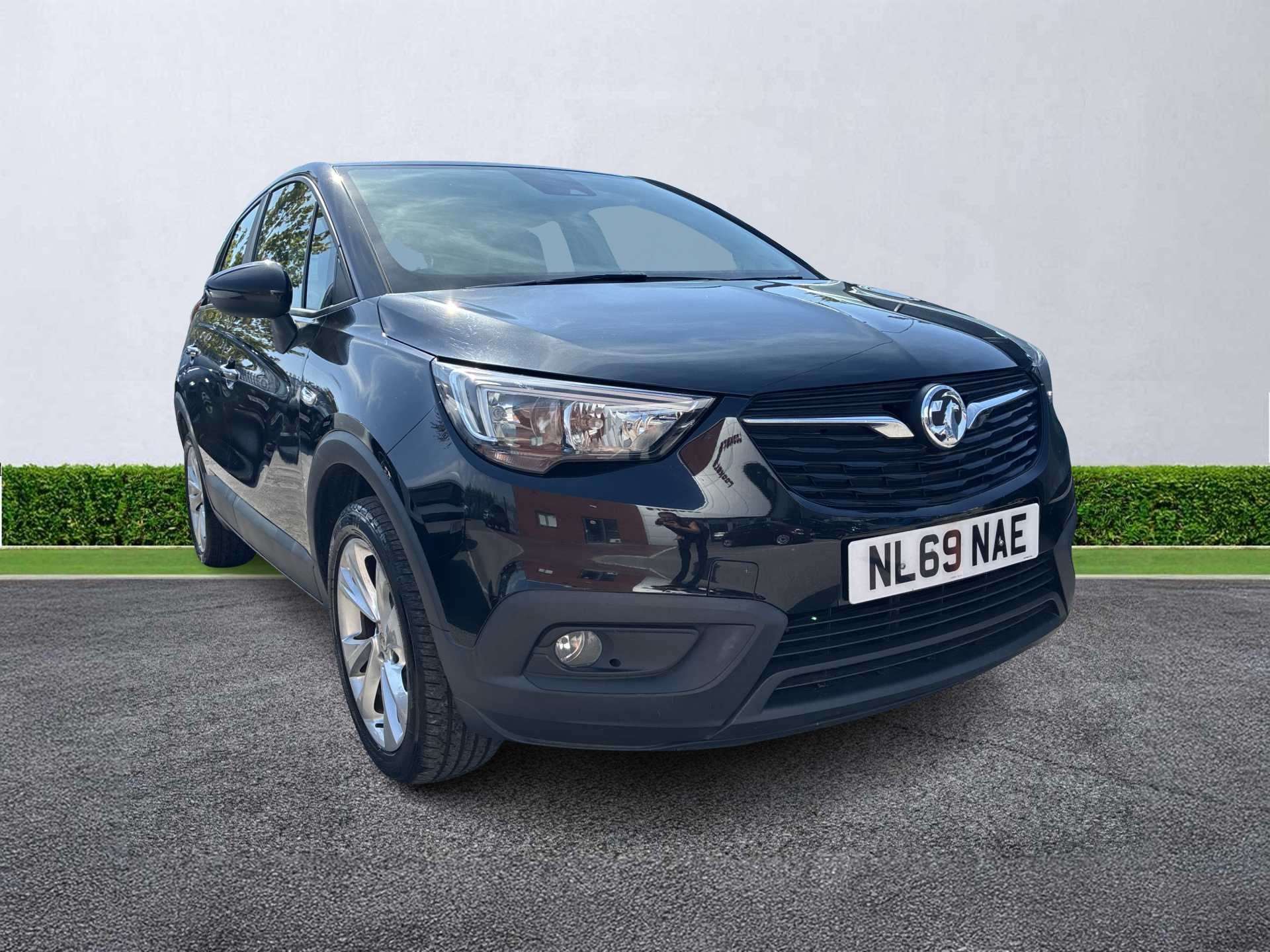 VAUXHALL CROSSLAND X HATCHBACK 1.2T Ecotec [110] Se Nav 5Dr [6 Speed] [S/S]
