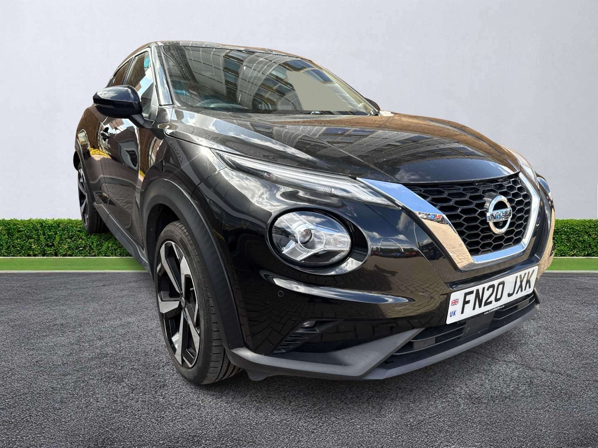 NISSAN JUKE HATCHBACK 1.0 Dig-T Tekna 5Dr