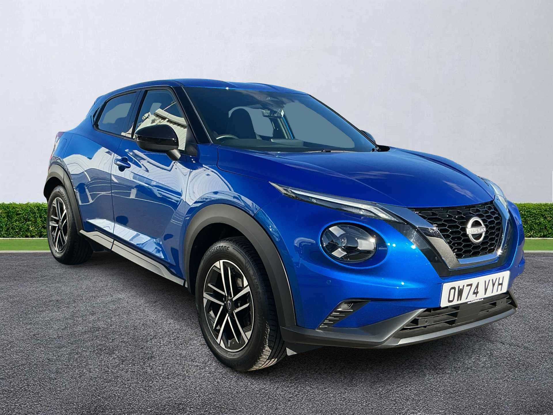 NISSAN JUKE HATCHBACK 1.0 Dig-T N-Connecta 5Dr