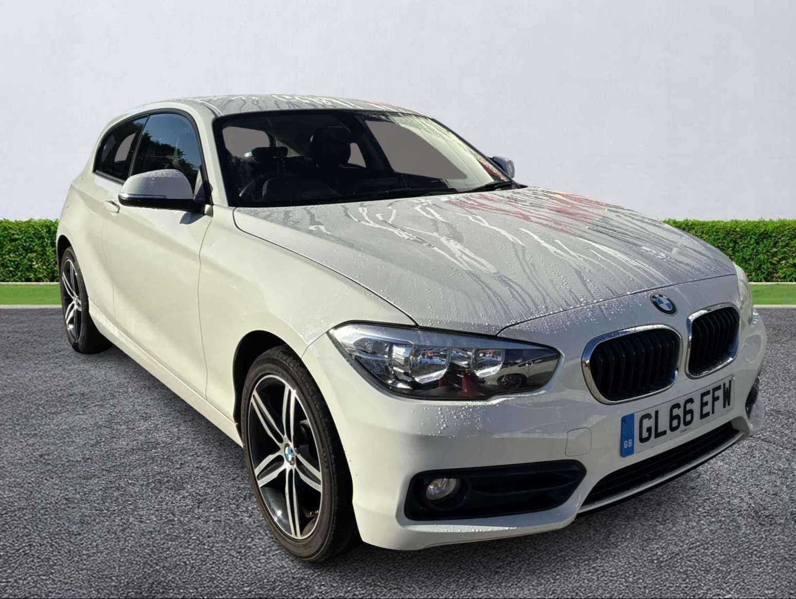 BMW 1 SERIES HATCHBACK 118I [1.5] Sport 3Dr [Nav]