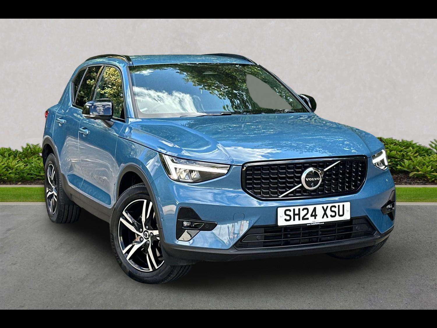 VOLVO XC40 ESTATE 2.0 B3P Plus Dark 5Dr Auto