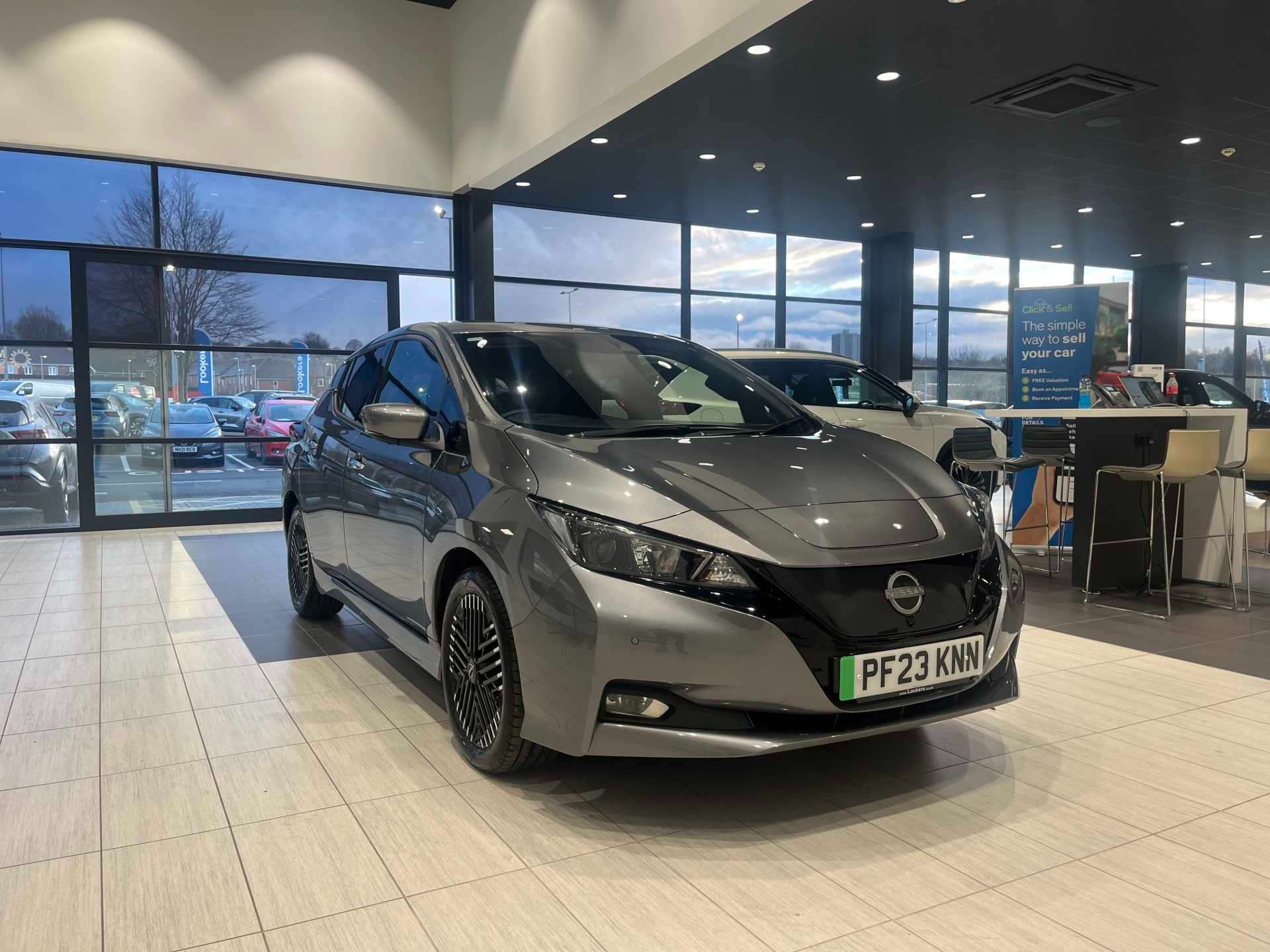 2023 NISSAN LEAF HATCHBACK 2023 110KW N CONNECTA 39KWH 5DR AUTO 360 CAMERA HEATED SEATS... photo