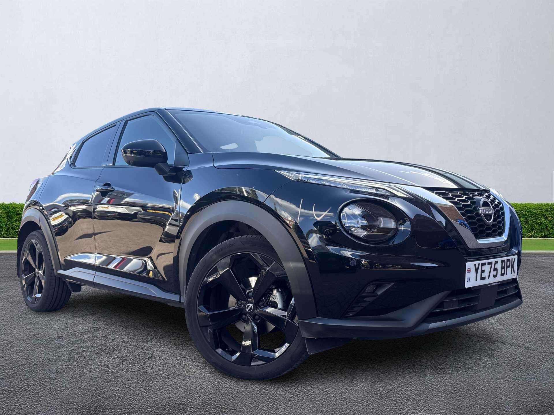 NISSAN JUKE HATCHBACK 1.0 Dig-T Tekna 5Dr Dct