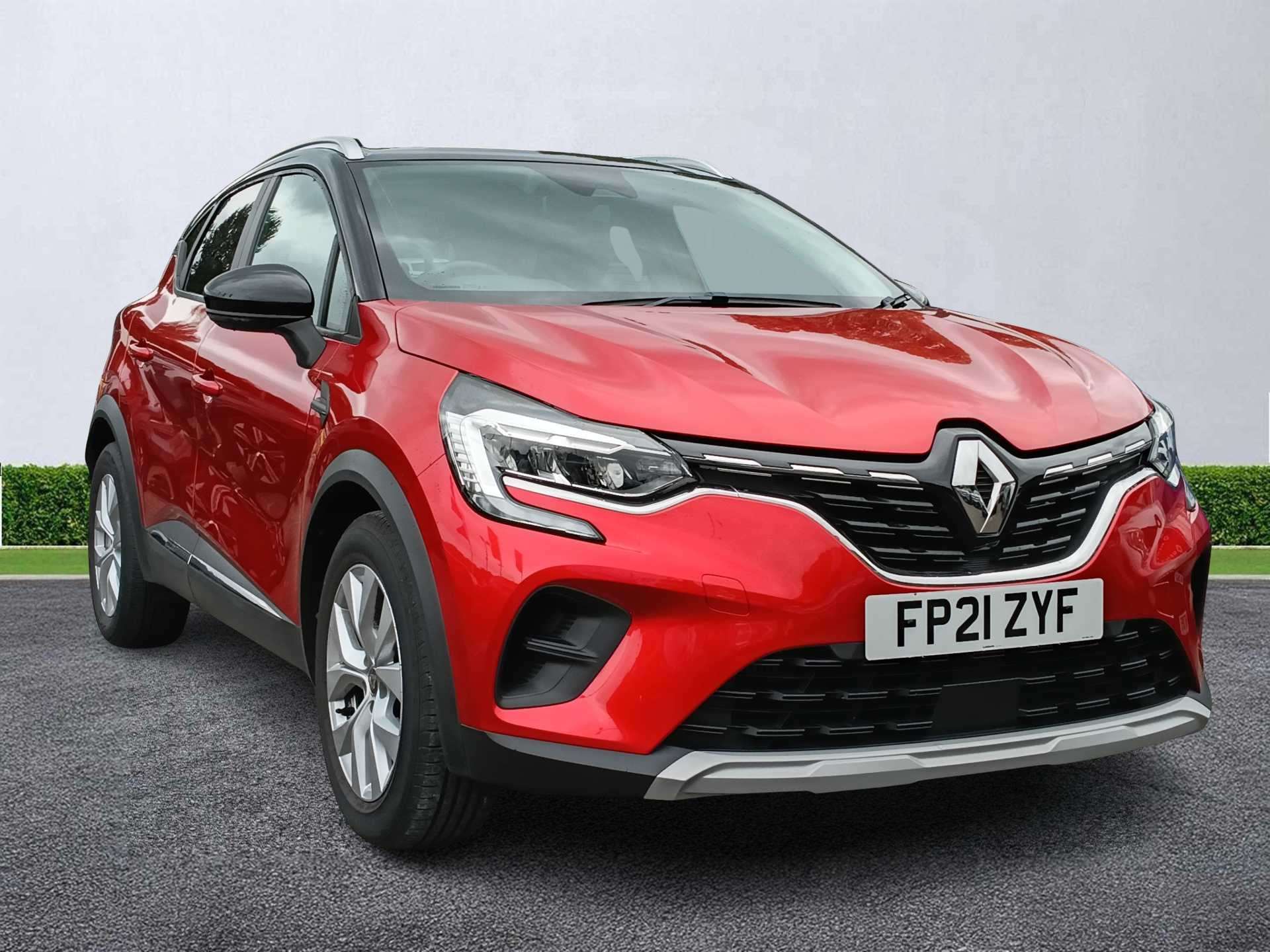 RENAULT CAPTUR HATCHBACK 1.3 Tce 140 Iconic 5Dr