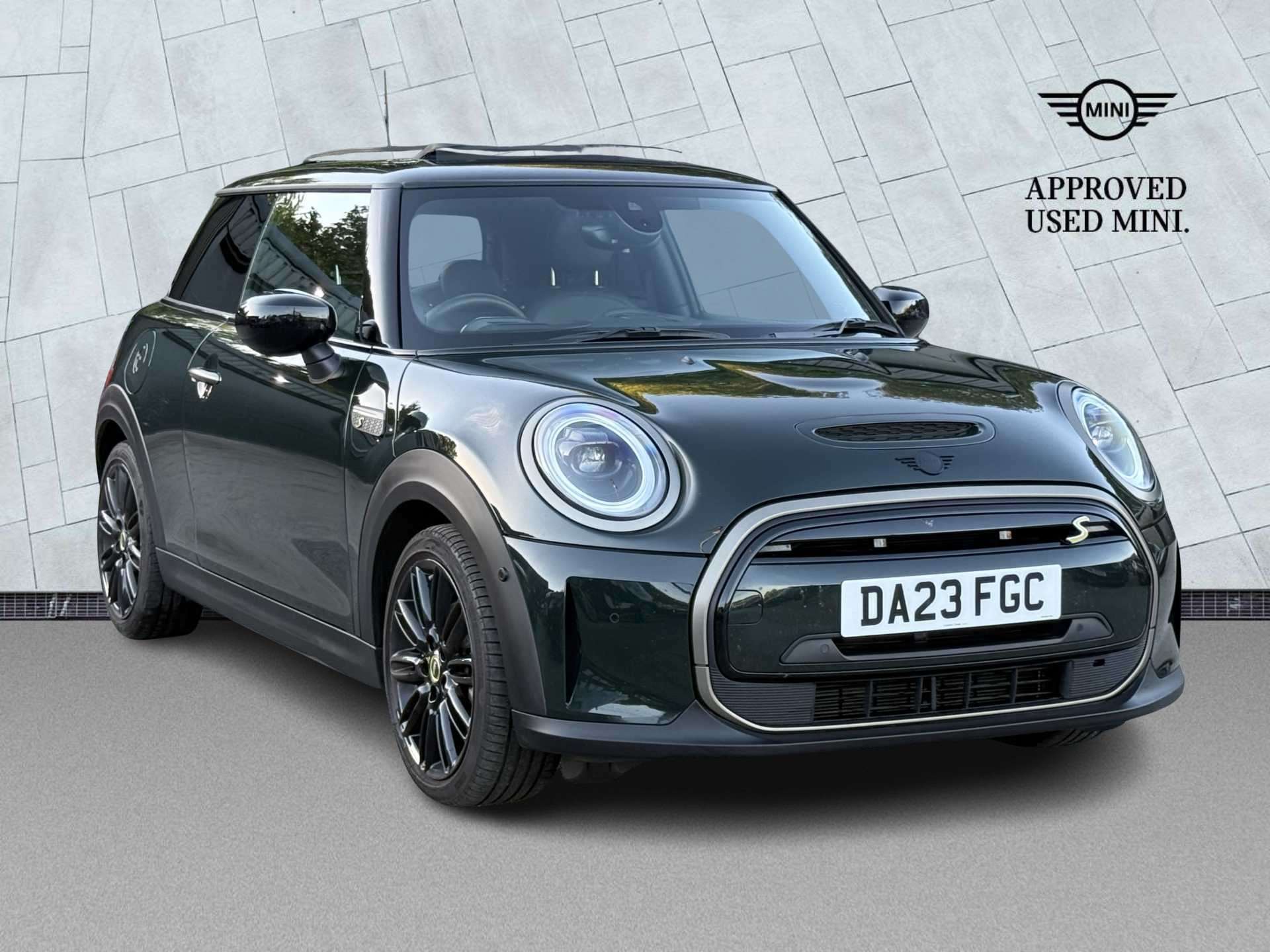 MINI HATCHBACK ELECTRIC SPECIAL EDITION 135Kw Cooper S Resolute Edition 33Kwh 3Dr Auto