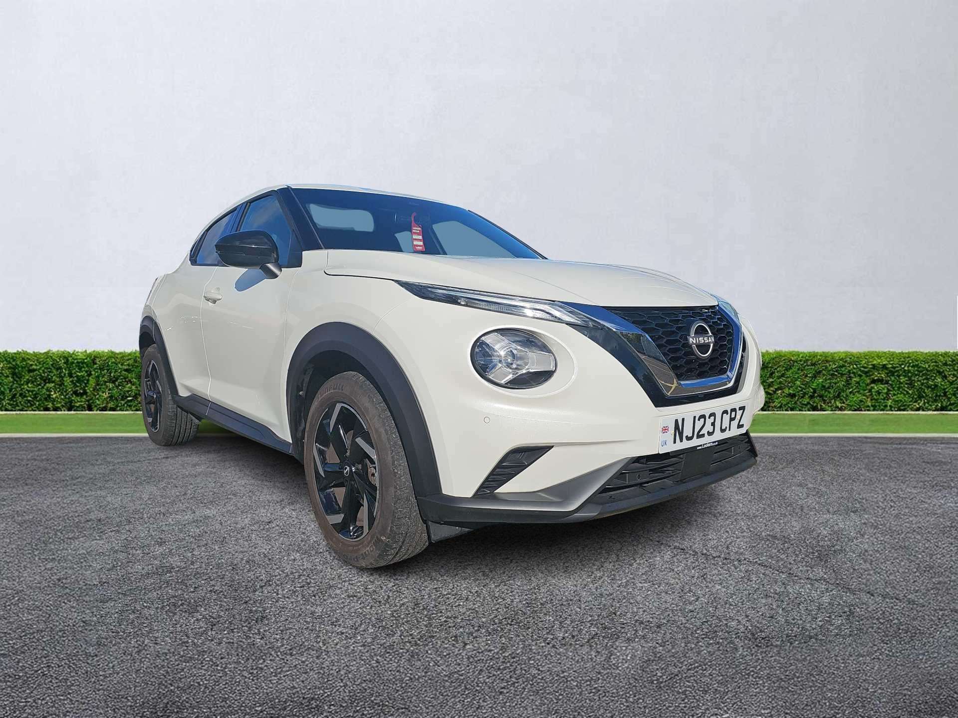 NISSAN JUKE HATCHBACK 1.0 Dig-T 114 N-Connecta 5Dr