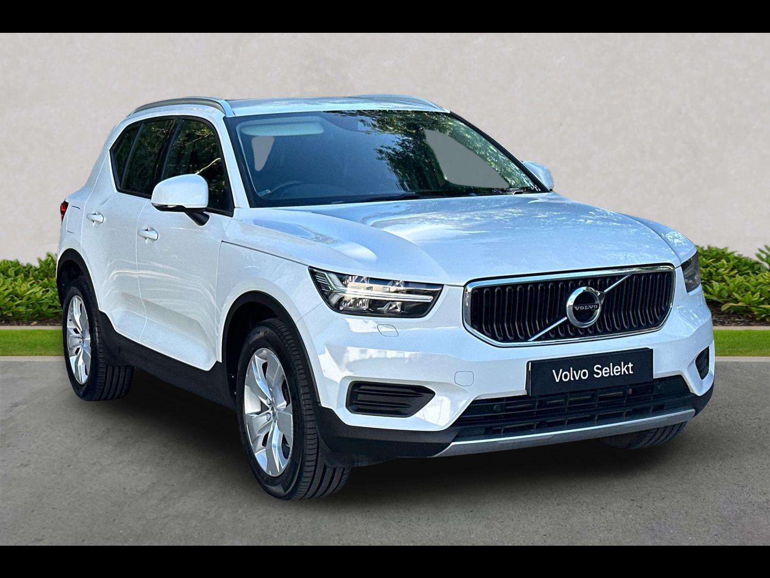 VOLVO XC40 ESTATE 1.5 T3 [163] Momentum 5Dr