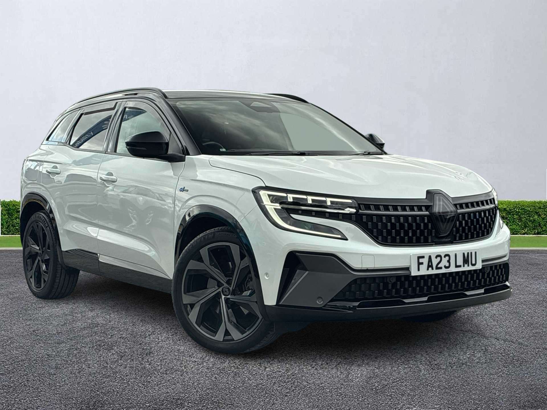 RENAULT AUSTRAL ESTATE E-Tech Fhev Techno Esprit Alpine 5Dr Auto