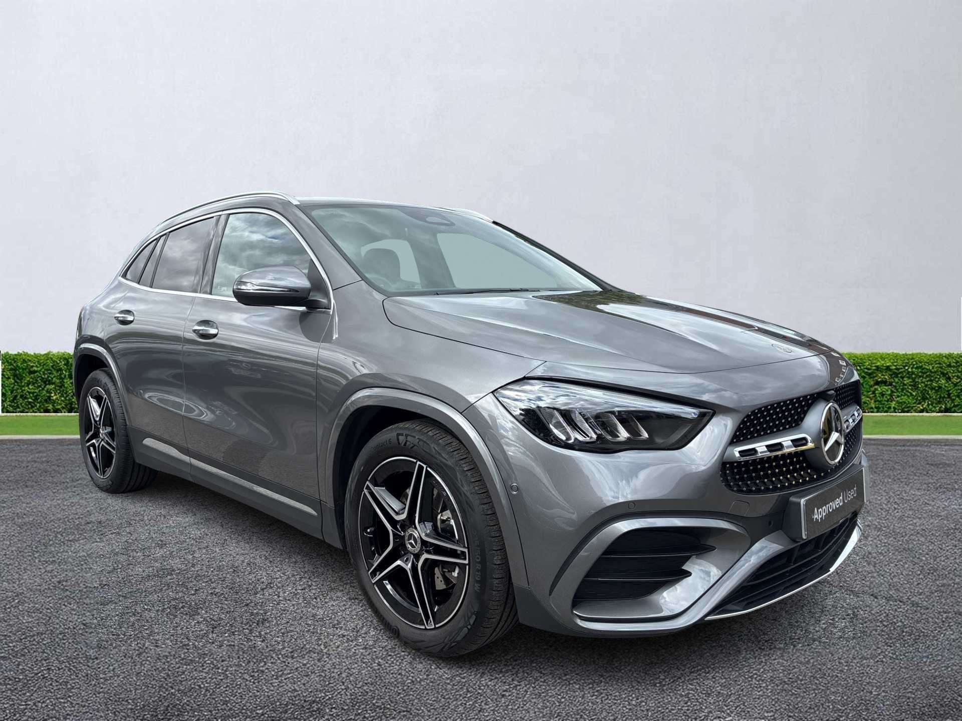 MERCEDES-BENZ GLA DIESEL HATCHBACK Gla 220D 4Matic Amg Line Executive 5Dr Auto