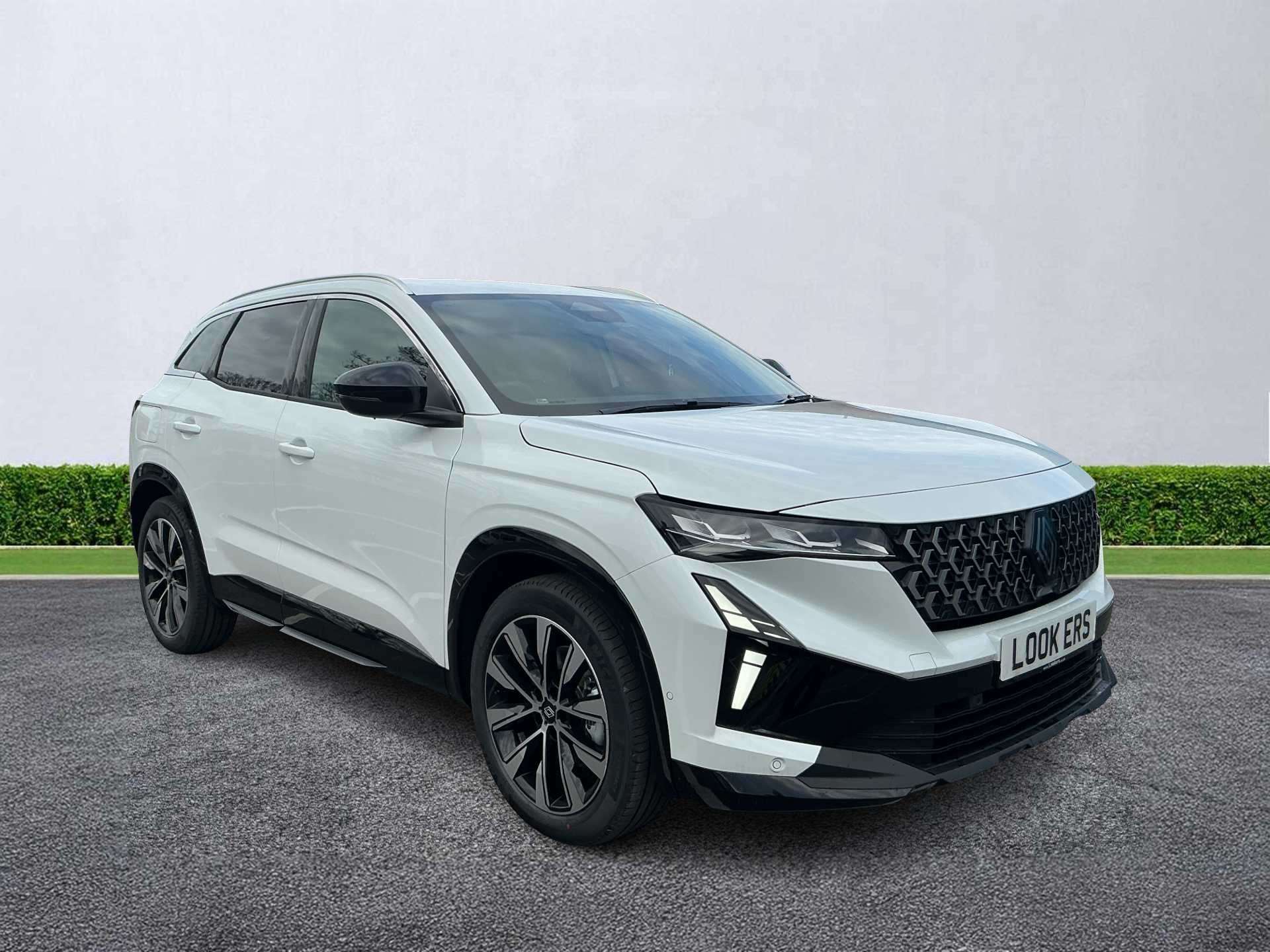 None RENAULT AUSTRAL ESTATE E TECH FULL HYBRID TECHNO 5DR AUTO ON SITE FOR DELIVERY... photo
