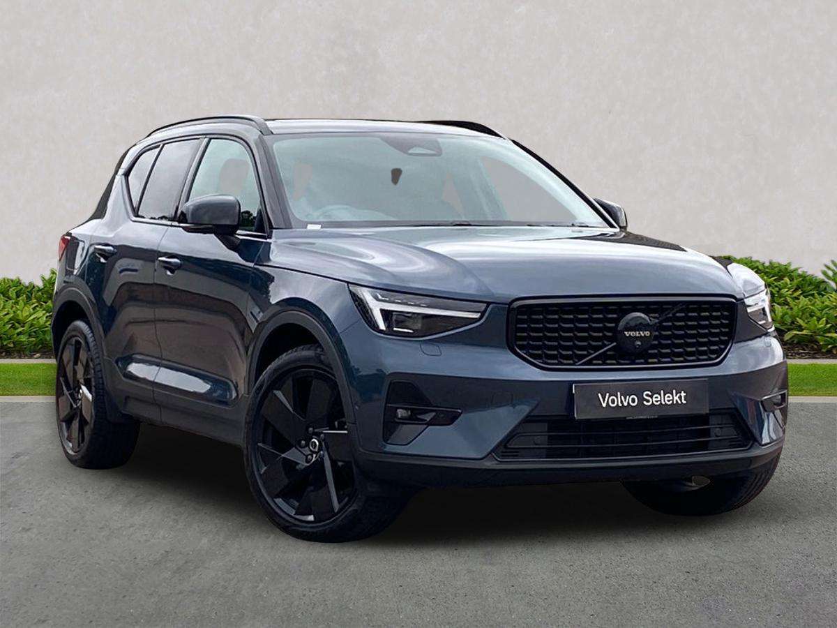 VOLVO XC40 ESTATE 2.0 B4P Ultra Black Edition 5Dr Auto