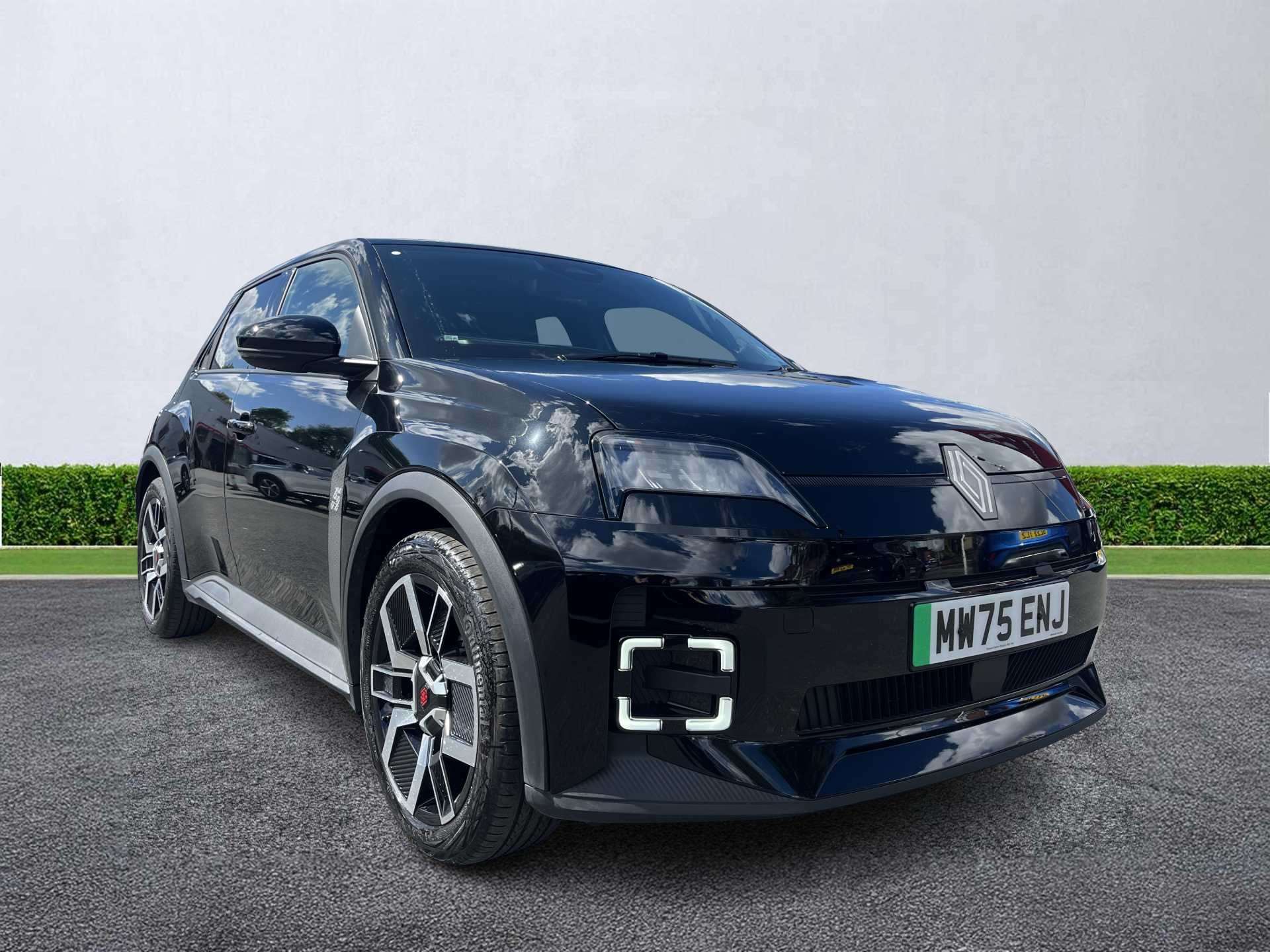 RENAULT 5 E-TECH HATCHBACK 90Kw Techno Urban Range 40Kwh 5Dr Auto