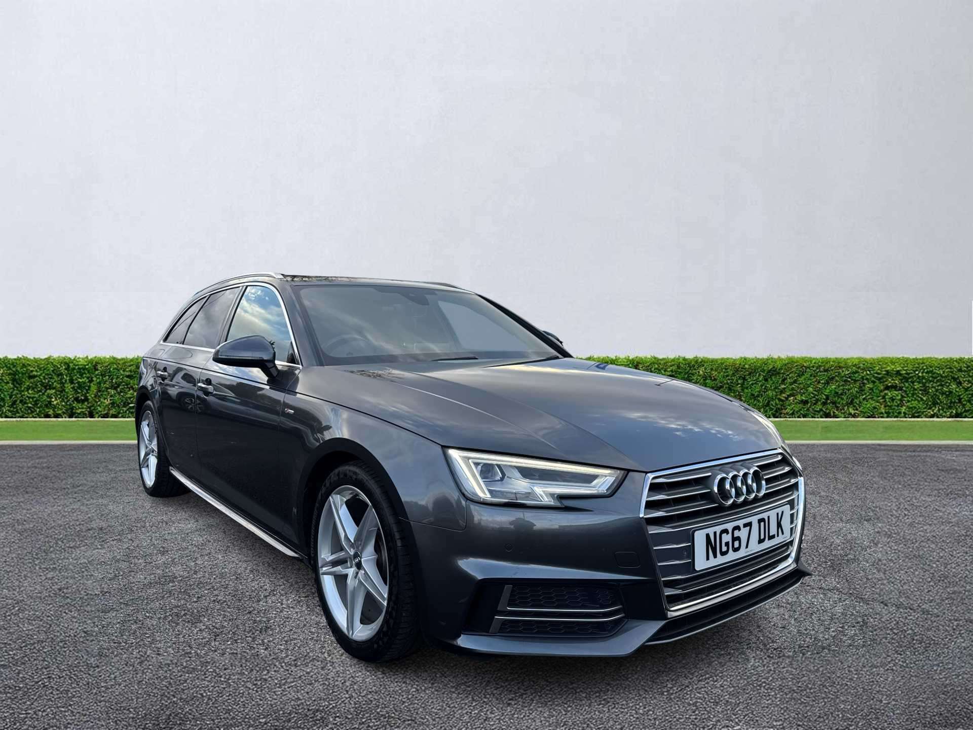 AUDI A4 AVANT 2.0T Fsi S Line 5Dr S Tronic