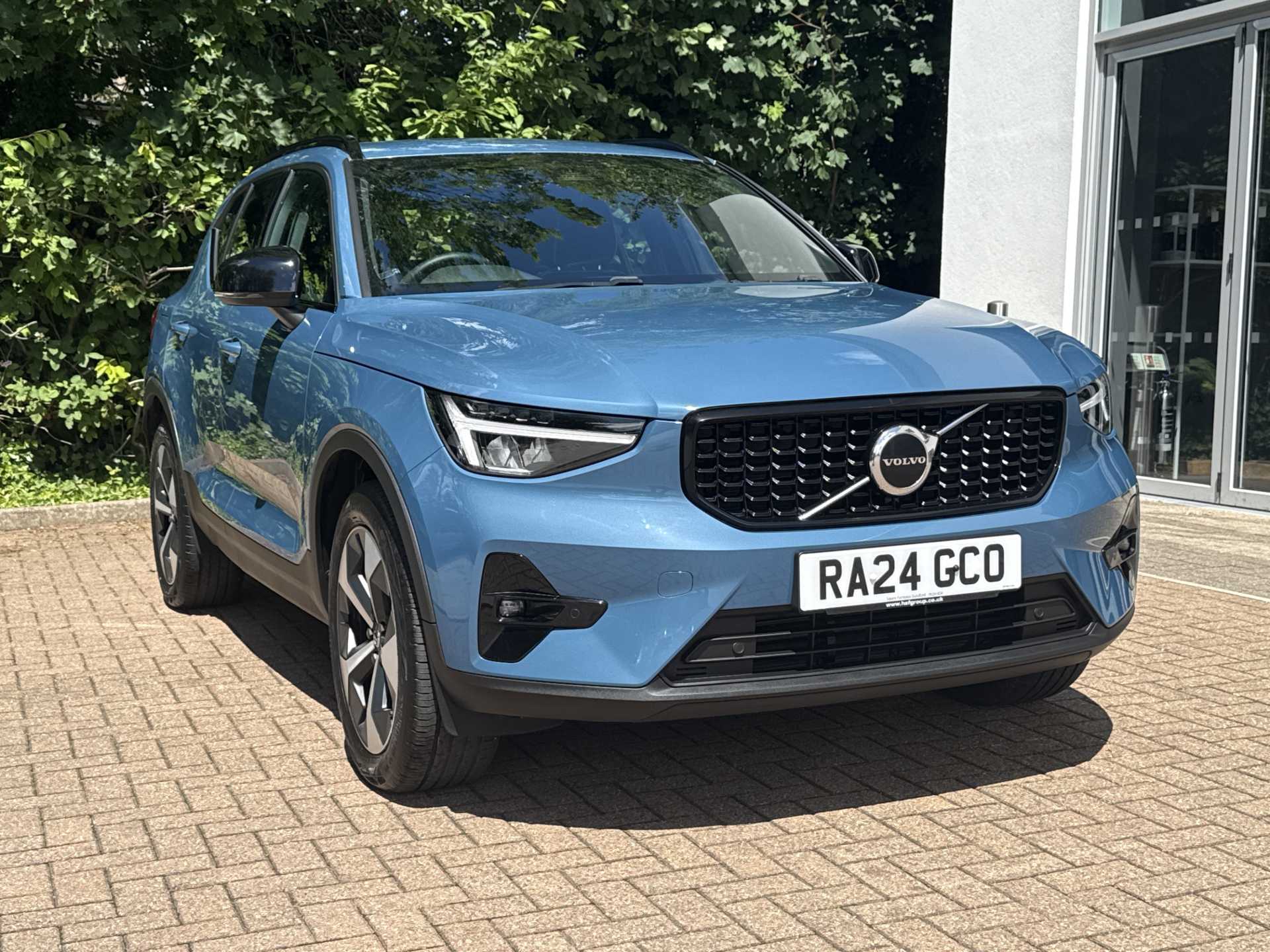 2024 Volvo XC40