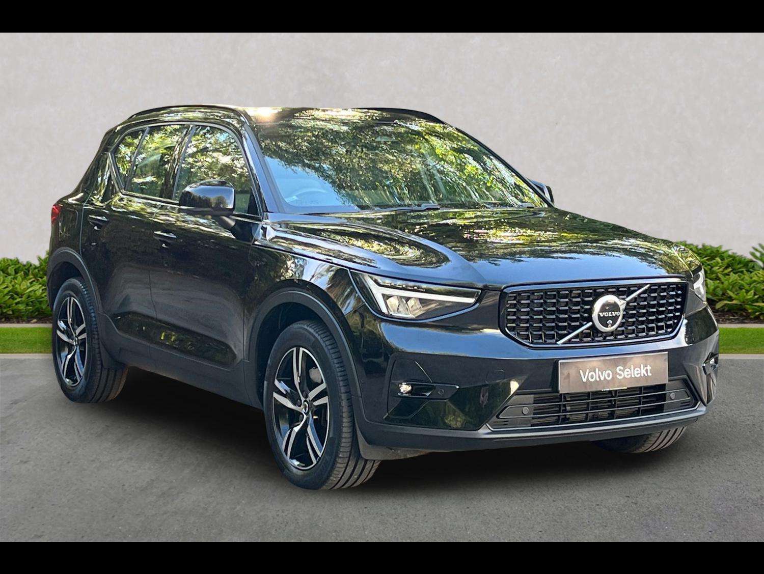 VOLVO XC40 ESTATE 2.0 B3P Plus Dark 5Dr Auto