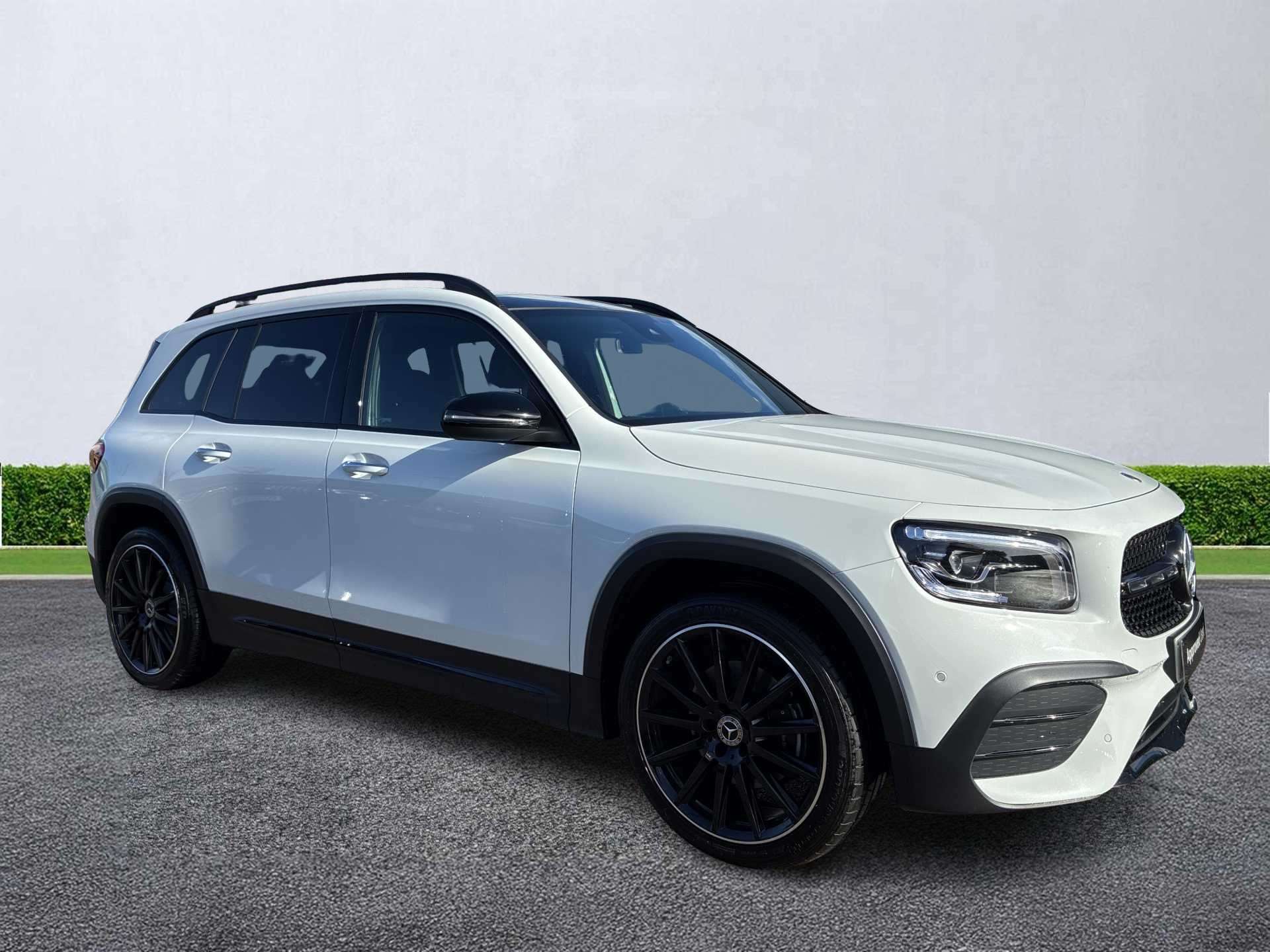 MERCEDES-BENZ GLB ESTATE Glb 200 Amg Line Premium + Night Ed 5Dr 7G-Tronic