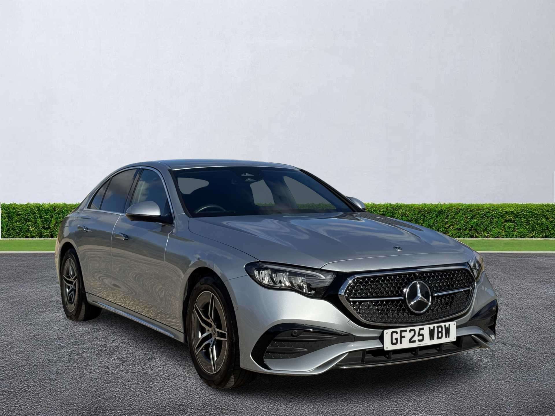 MERCEDES-BENZ E CLASS SALOON E200 Amg Line 4Dr 9G-Tronic