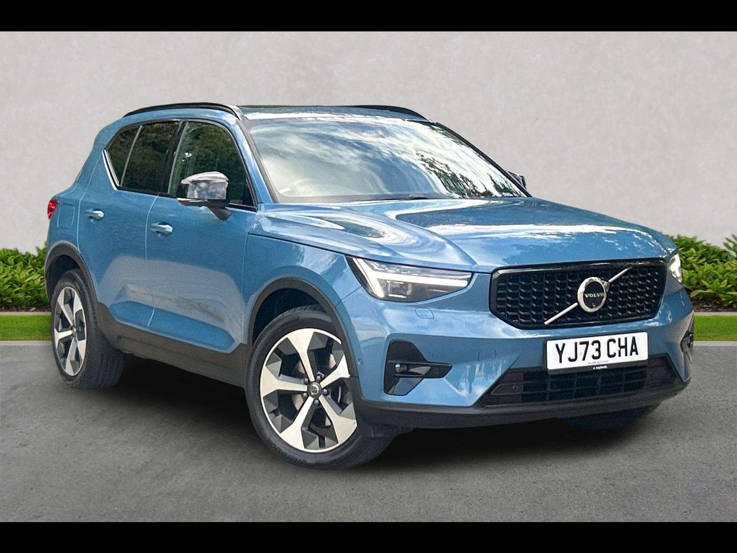 VOLVO XC40 ESTATE 2.0 B3P Ultimate Dark 5Dr Auto