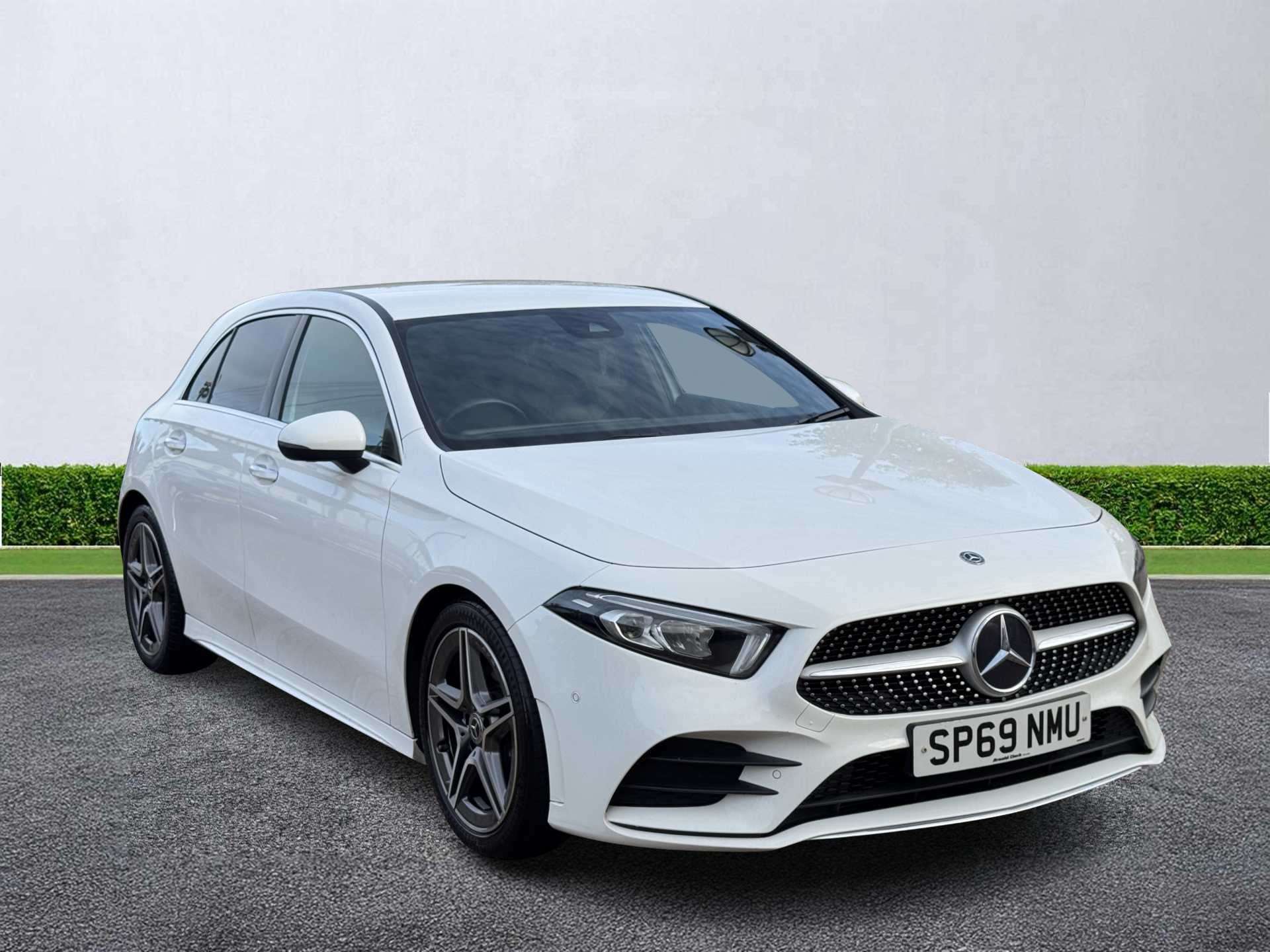 MERCEDES-BENZ A CLASS HATCHBACK A180 Amg Line Premium 5Dr