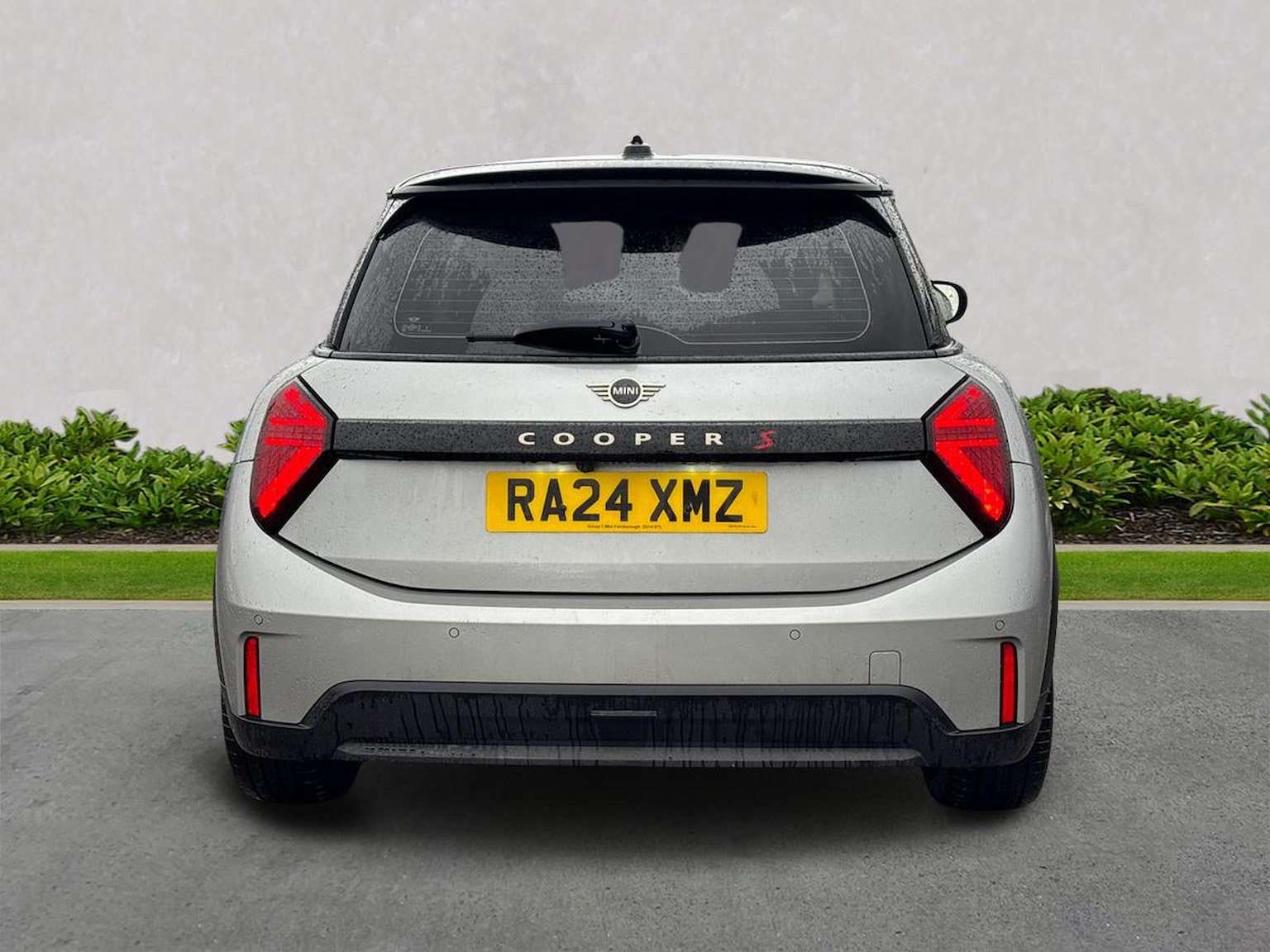 Used MINI COOPER 2.0 S Classic 3Dr Auto 2024 | Lookers MINI
