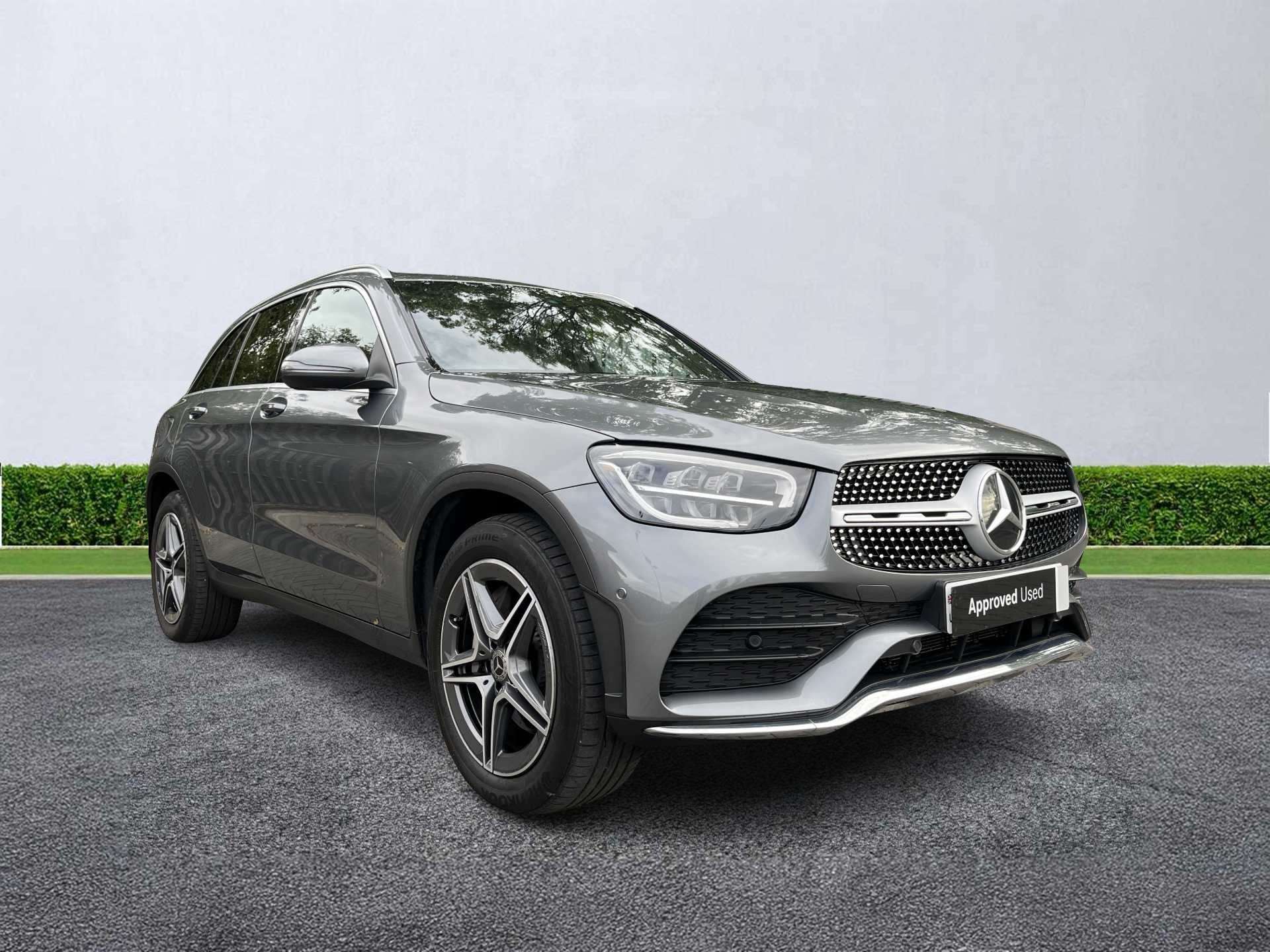 MERCEDES-BENZ GLC ESTATE Glc 300 4Matic Amg Line 5Dr 9G-Tronic