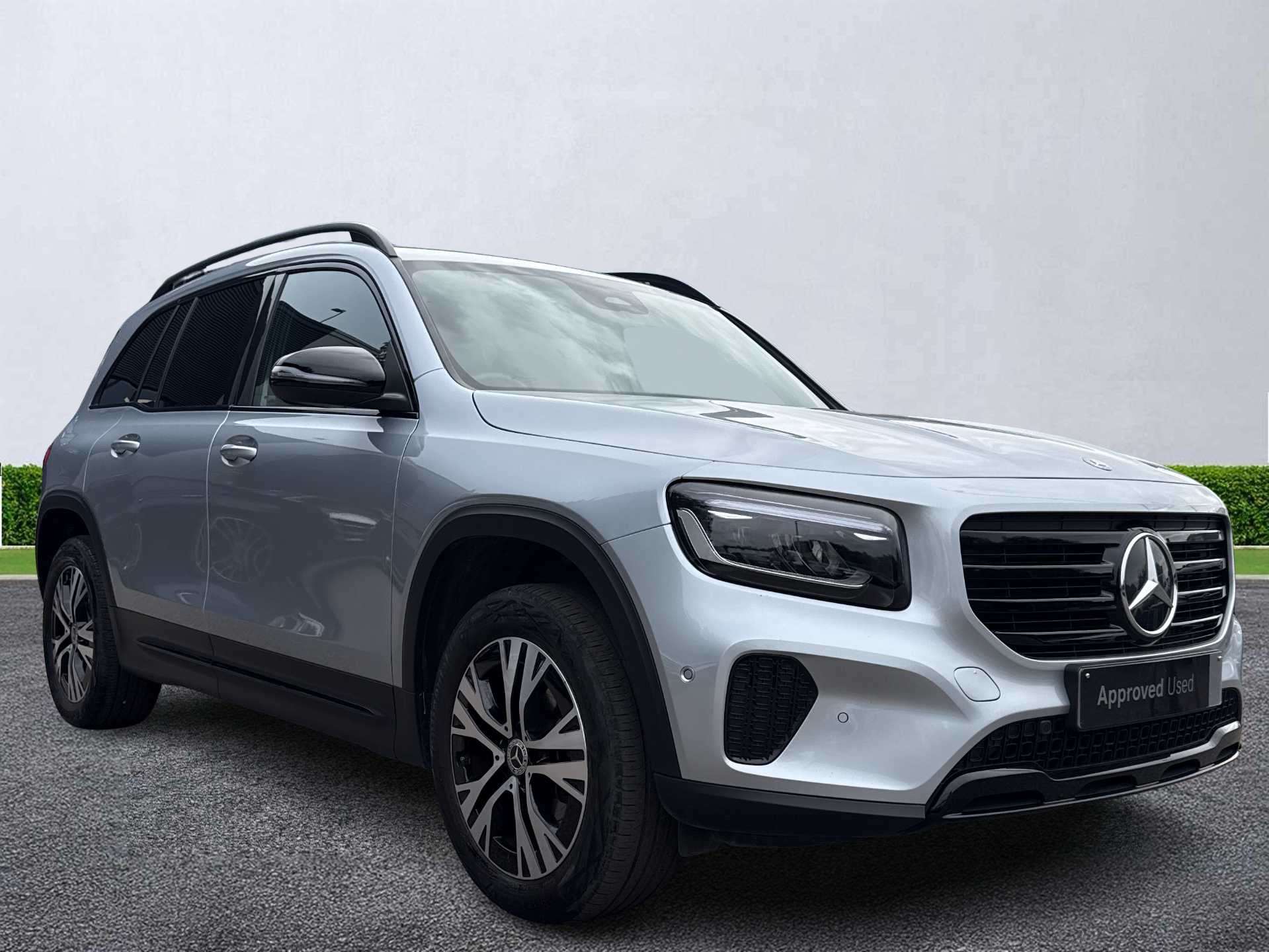 MERCEDES-BENZ GLB ESTATE Glb 200 Sport Executive 5Dr 7G-Tronic
