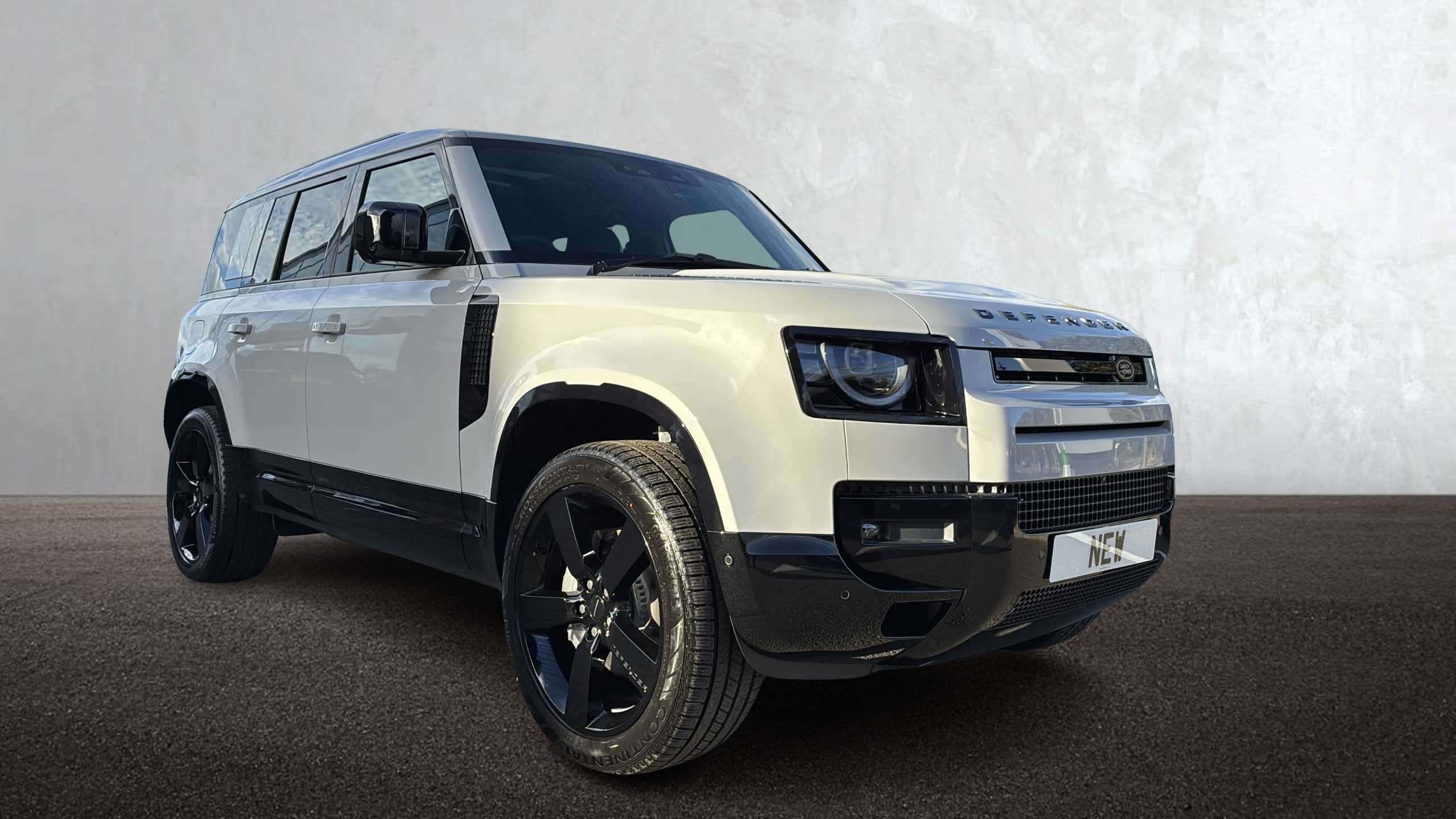 LAND ROVER DEFENDER DIESEL ESTATE 3.0 D350 X-Dynamic Hse 110 5Dr Auto
