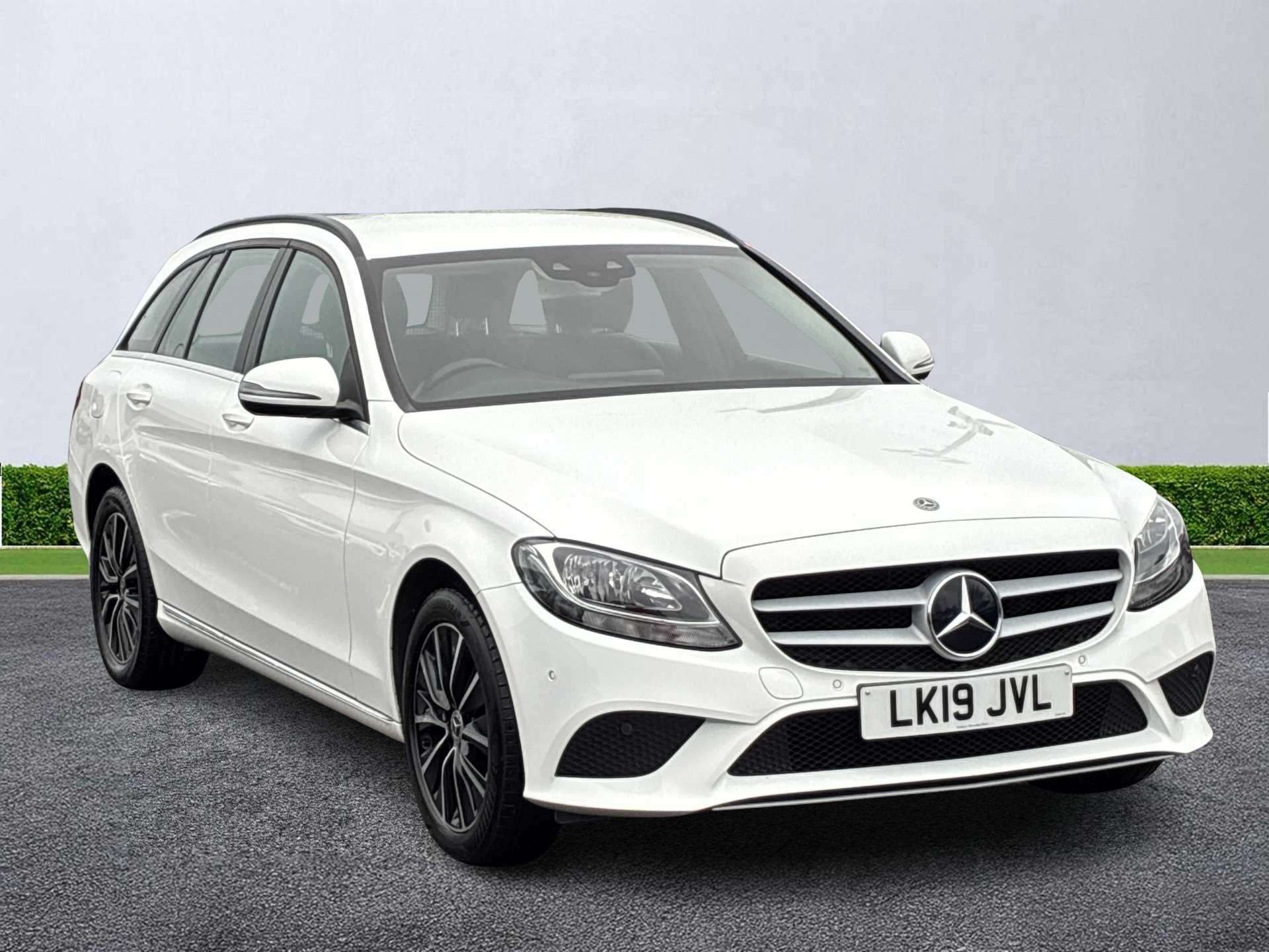 MERCEDES-BENZ C CLASS DIESEL ESTATE C220D Se 5Dr 9G-Tronic