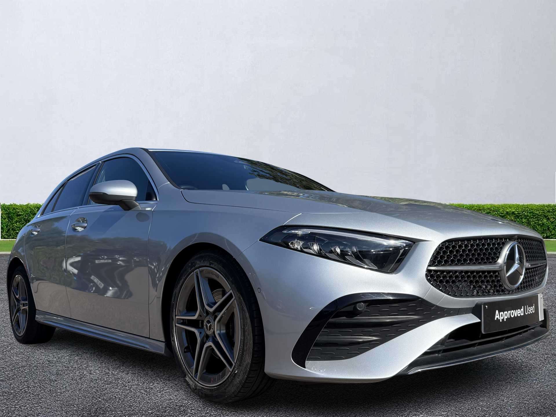 MERCEDES-BENZ A CLASS HATCHBACK A180 Amg Line Executive 5Dr Auto