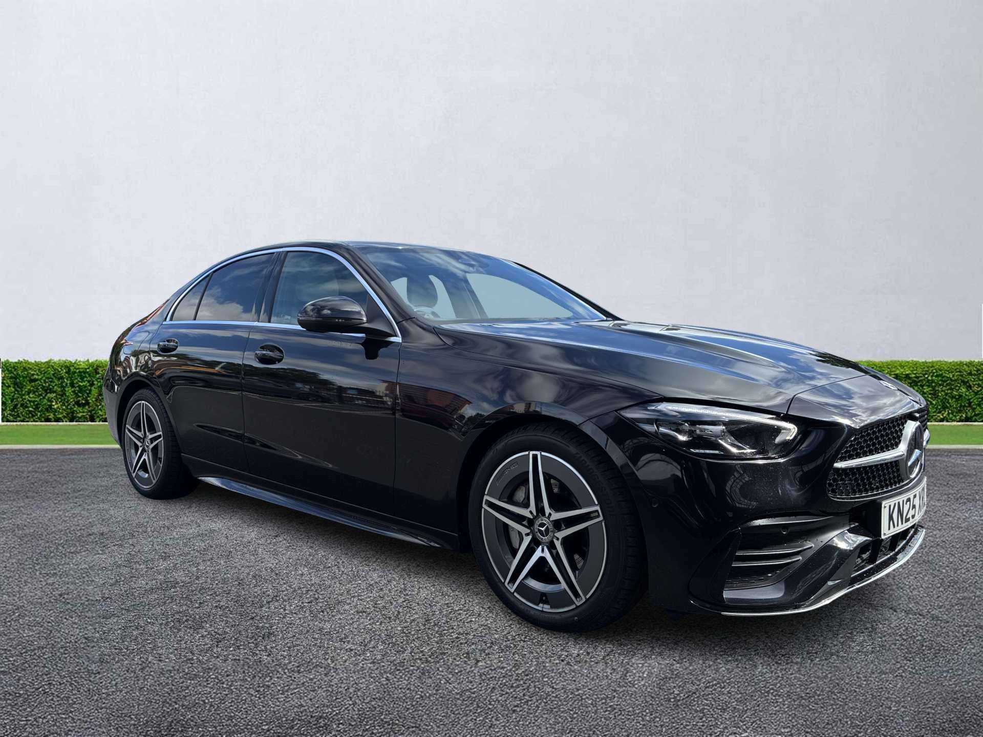 MERCEDES-BENZ C CLASS SALOON C200 Amg Line 4Dr 9G-Tronic