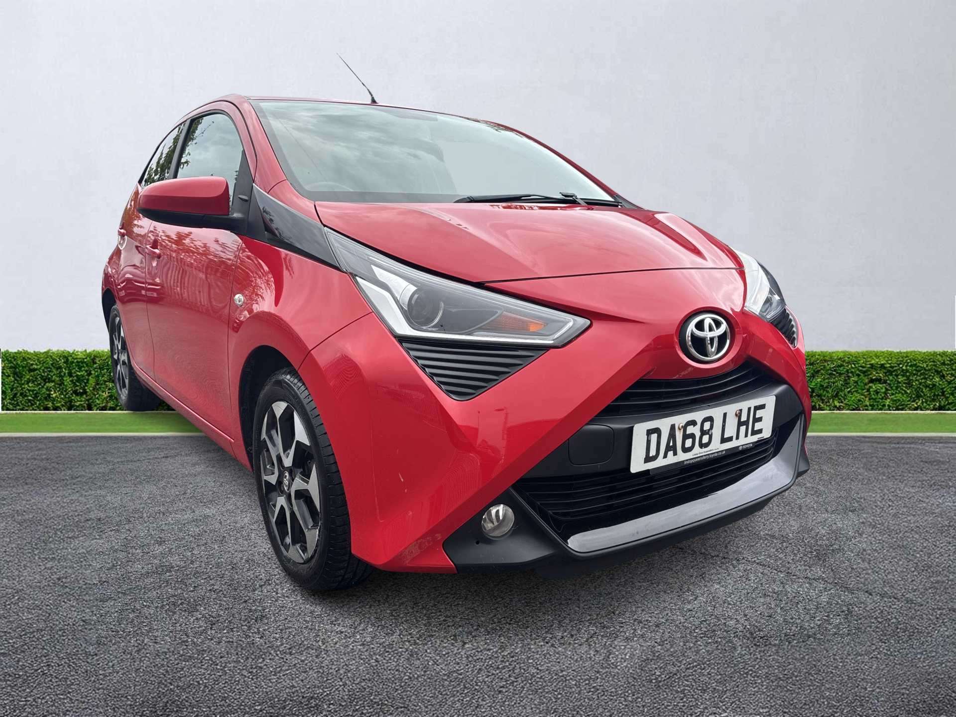 TOYOTA AYGO HATCHBACK 1.0 Vvt-I X-Plore 5Dr