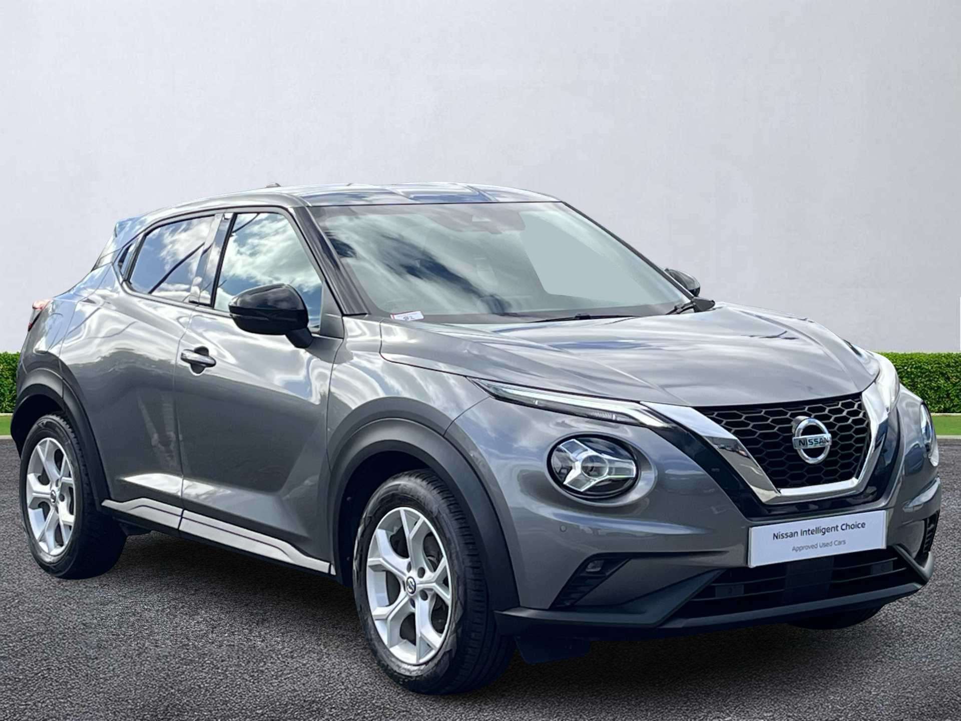 NISSAN JUKE HATCHBACK 1.0 Dig-T N-Connecta 5Dr