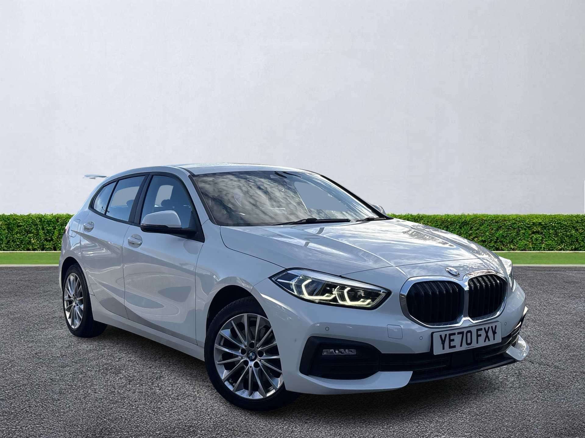 BMW 1 SERIES HATCHBACK 118I Se 5Dr