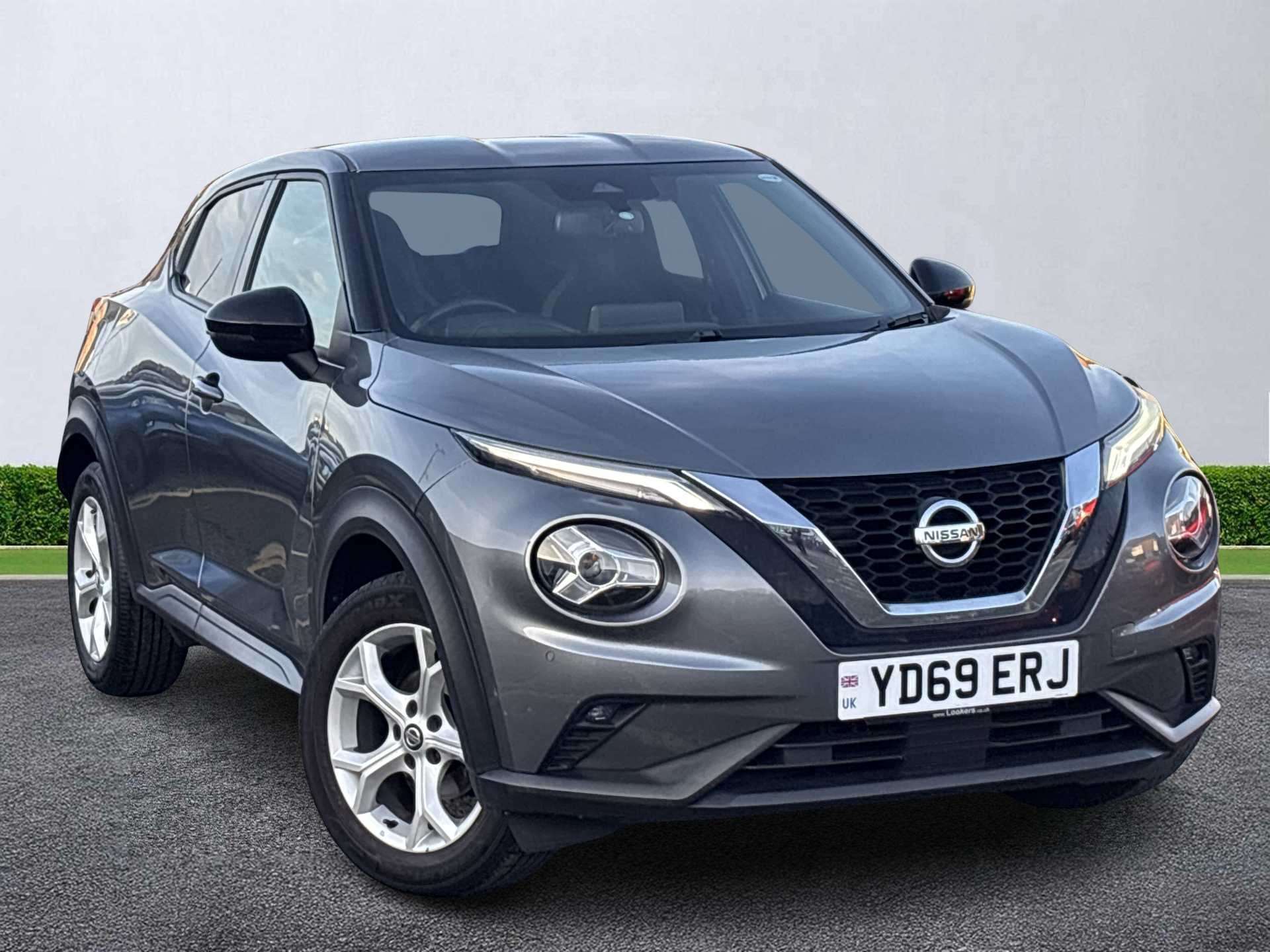 NISSAN JUKE HATCHBACK 1.0 DiG-T N-Connecta 5dr
