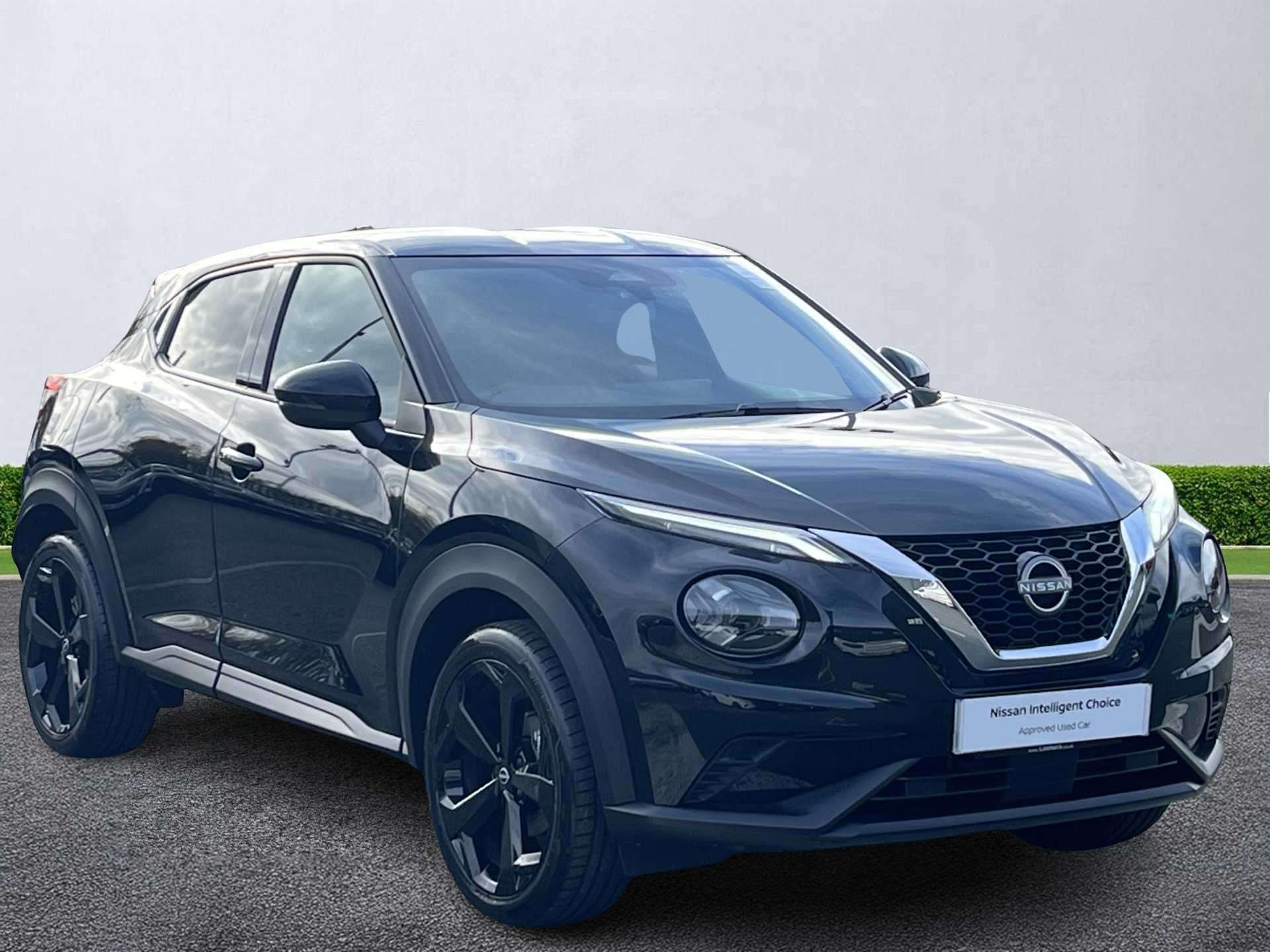 NISSAN JUKE HATCHBACK 1.0 DiG-T N-Connecta 5dr