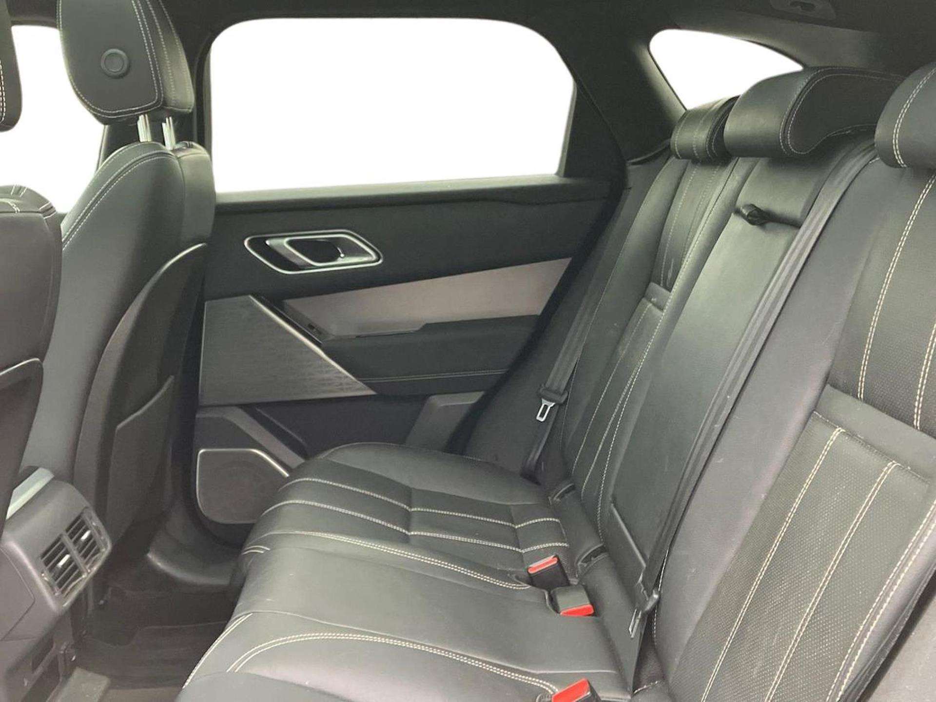 Used LAND ROVER RANGE ROVER VELAR 2.0 D200 Edition 5Dr Auto 2022 ...