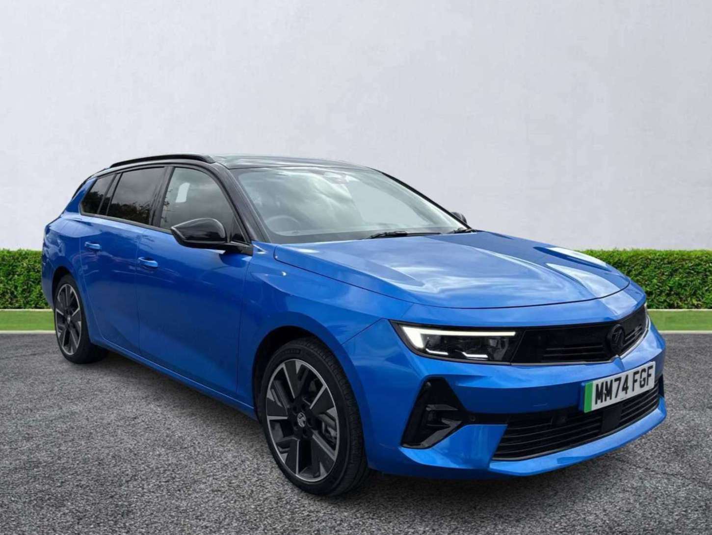 VAUXHALL ASTRA ELECTRIC SPORTS TOURER 115Kw Ultimate 54Kwh 5Dr Auto