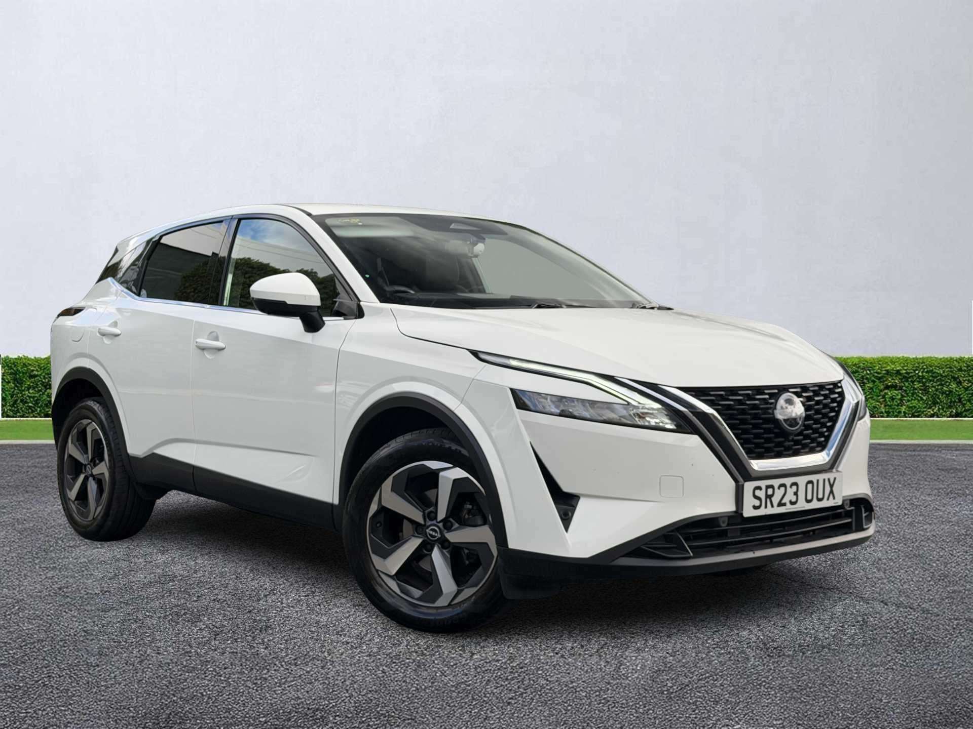 NISSAN QASHQAI HATCHBACK 1.3 Dig-T Mh 158 N-Connecta 5Dr Xtronic