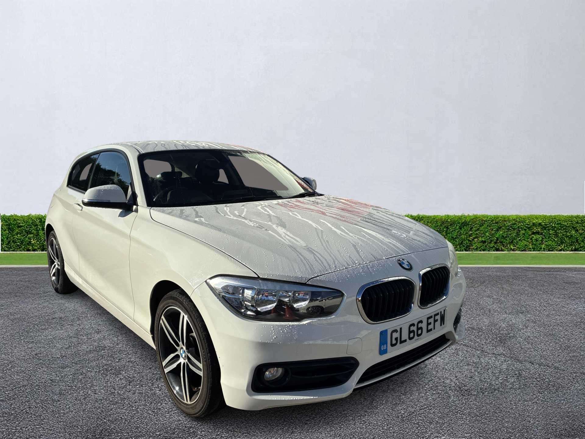 BMW 1 SERIES HATCHBACK 118I [1.5] Sport 3Dr [Nav]