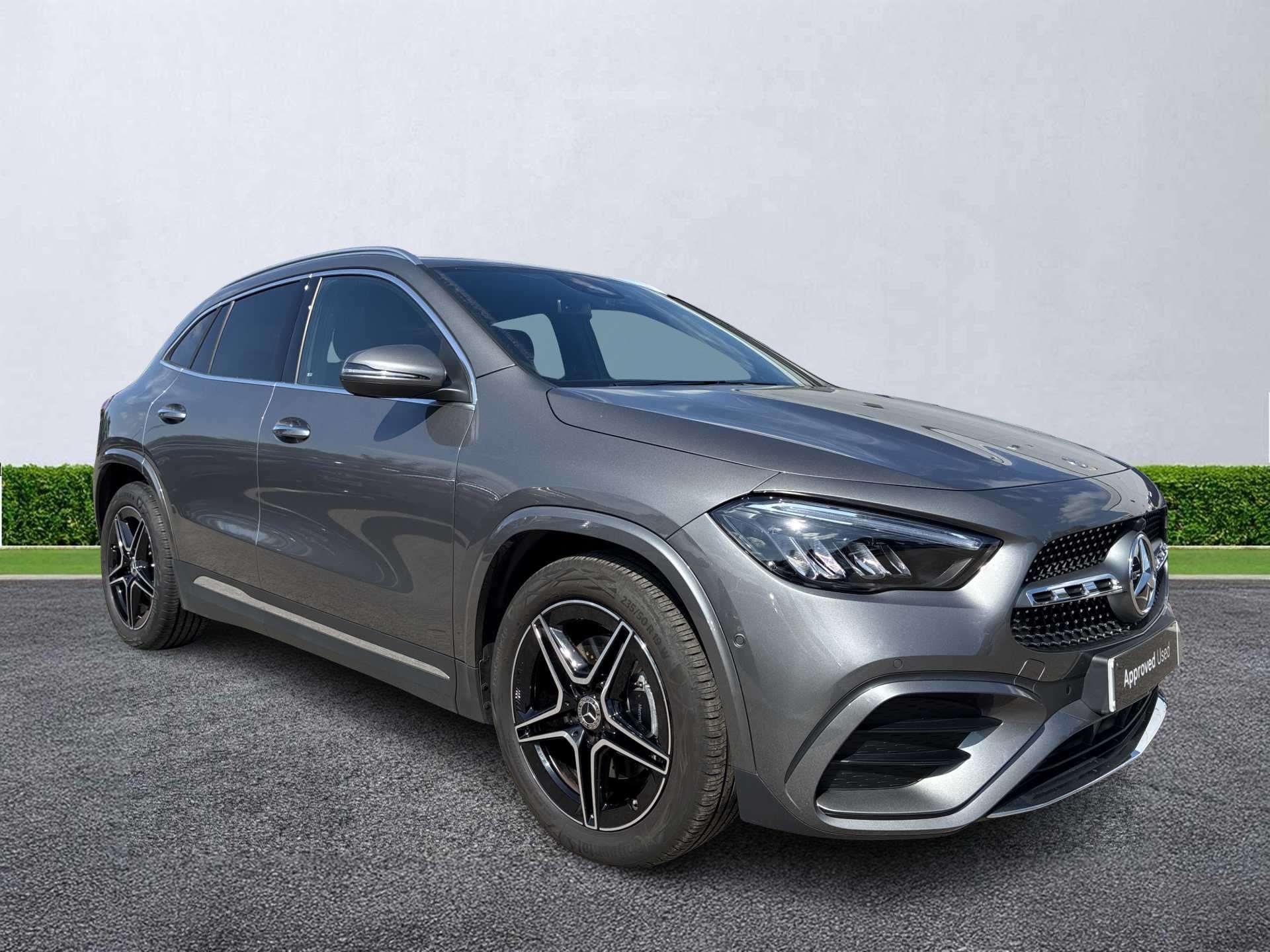 MERCEDES-BENZ GLA DIESEL HATCHBACK Gla 220D 4Matic Amg Line Executive 5Dr Auto