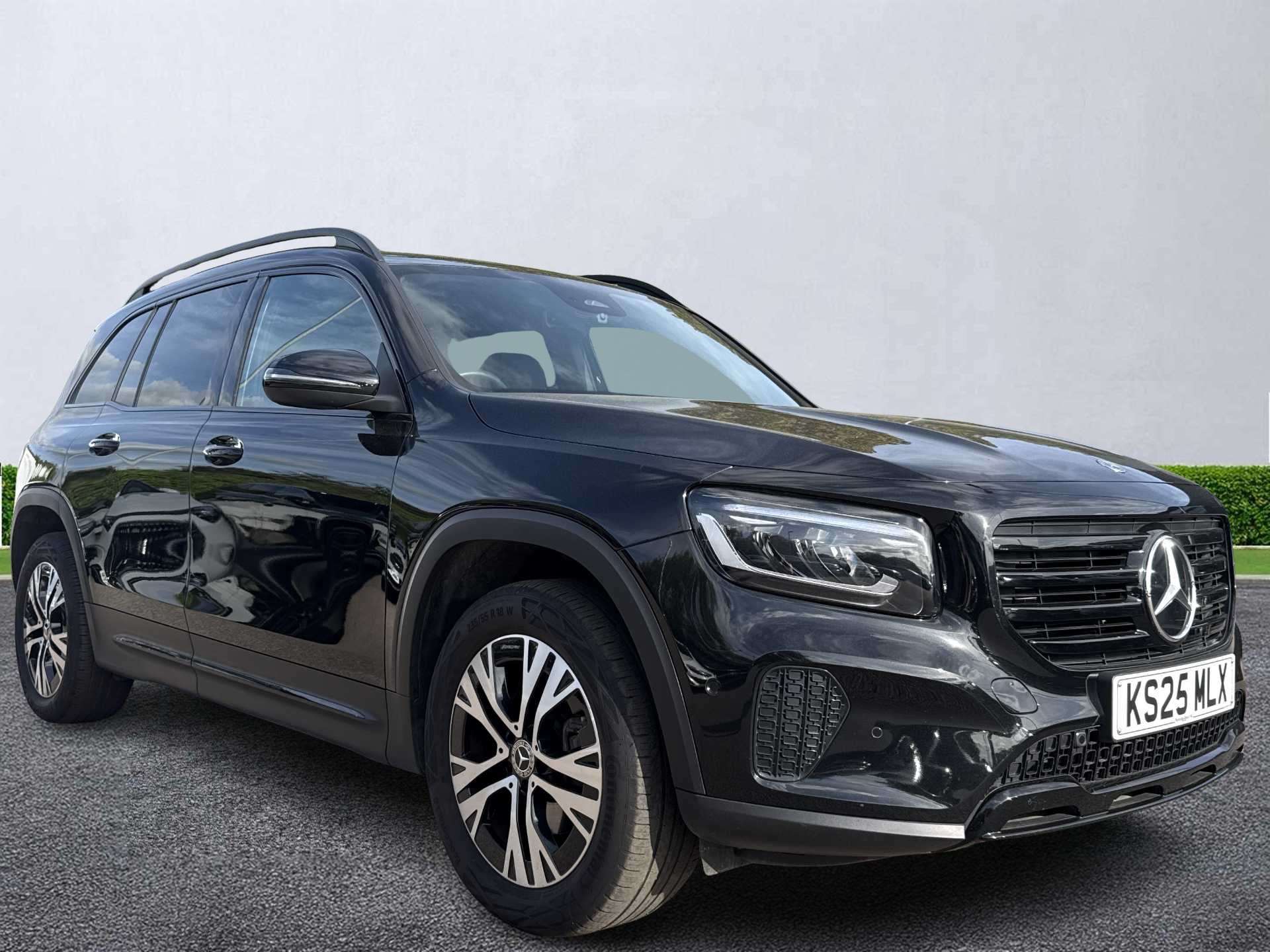 MERCEDES-BENZ GLB ESTATE Glb 200 Sport Executive 5Dr 7G-Tronic