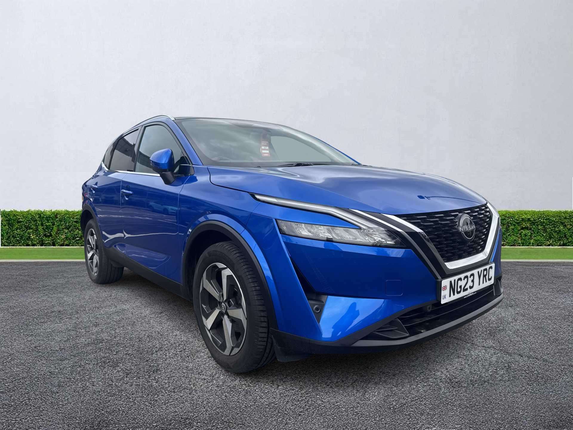 NISSAN QASHQAI HATCHBACK 1.3 Dig-T Mh N-Connecta 5Dr