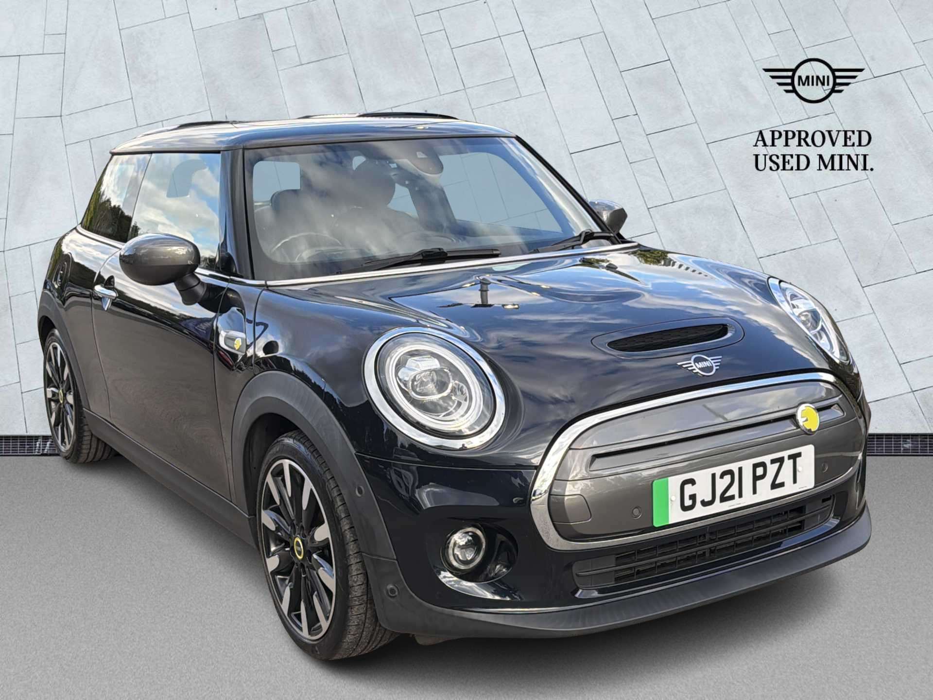 MINI HATCHBACK ELECTRIC 135Kw Cooper S Level 3 33Kwh 3Dr Auto