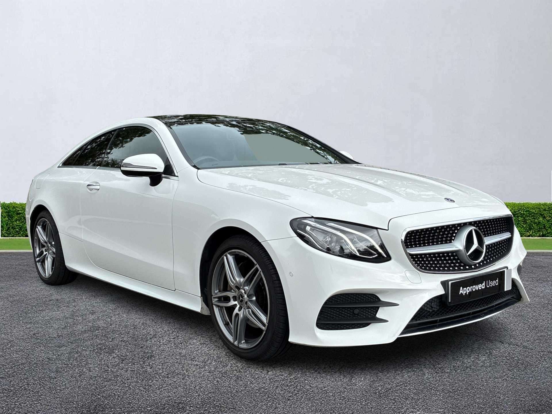 MERCEDES-BENZ E CLASS DIESEL COUPE E220D Amg Line Premium 2Dr 9G-Tronic